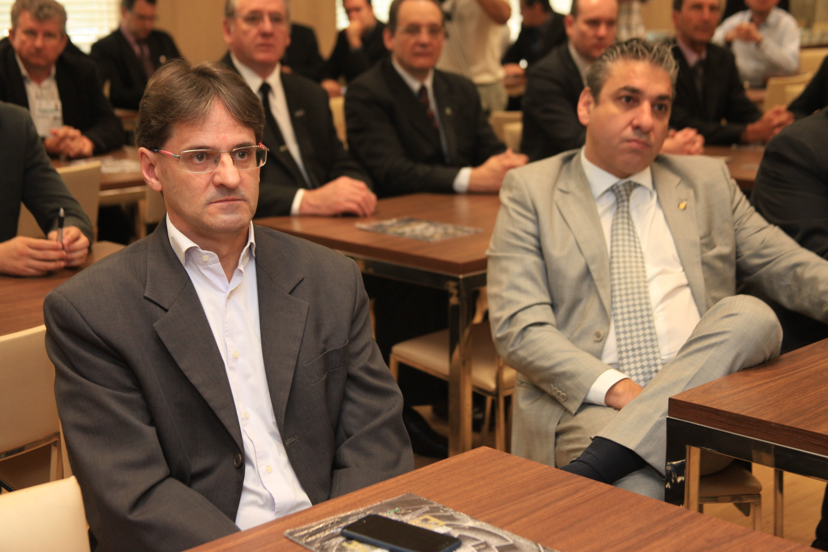 Deputados Participam de Café-da-Manhã Oferecido pela Federação dos Hospitais Filantrópicos de SC.