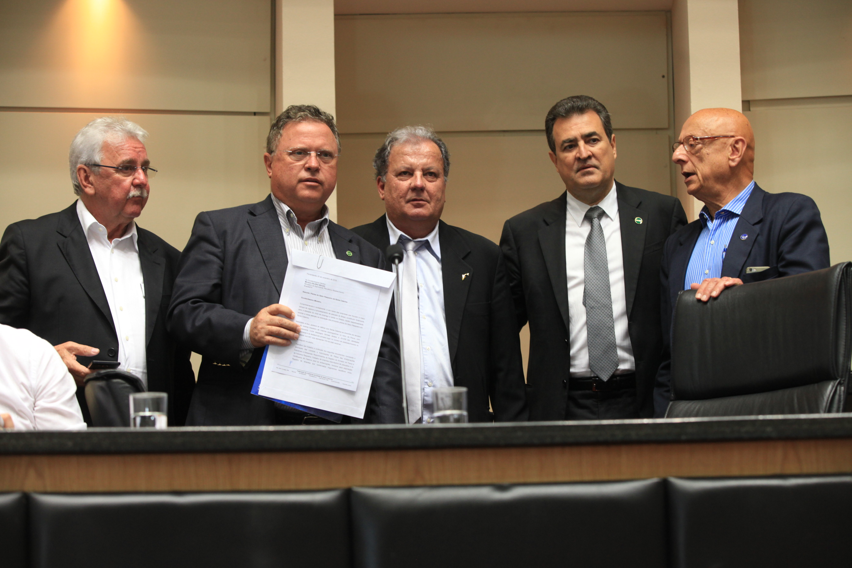 Ministro da Agricultura Blairo Maggi Participa de Encontro com Representantes do Setor Pesqueiro