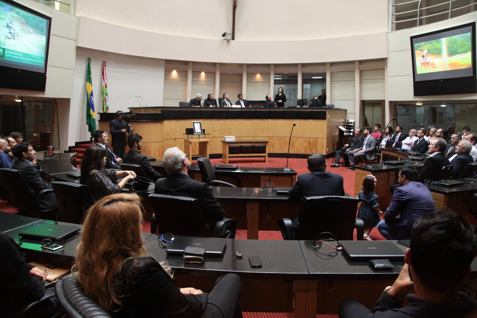 Parlamento celebra 35 anos da Federação Catarinense de Motociclismo