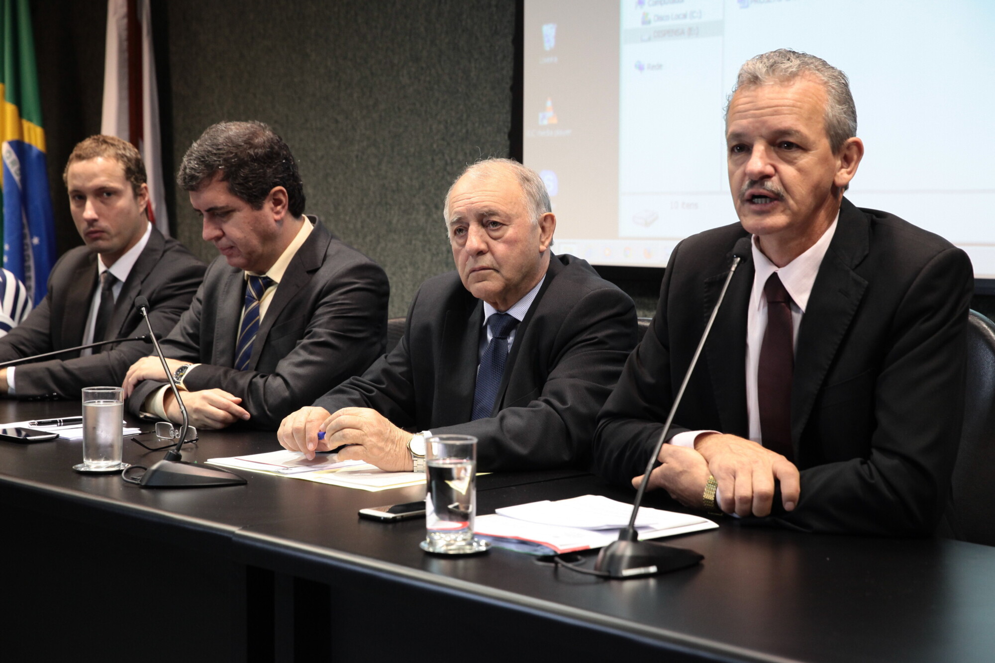 Deputados Dirceu Dresch, autor do PL e proponente da audiência, e Natalino Lázare
