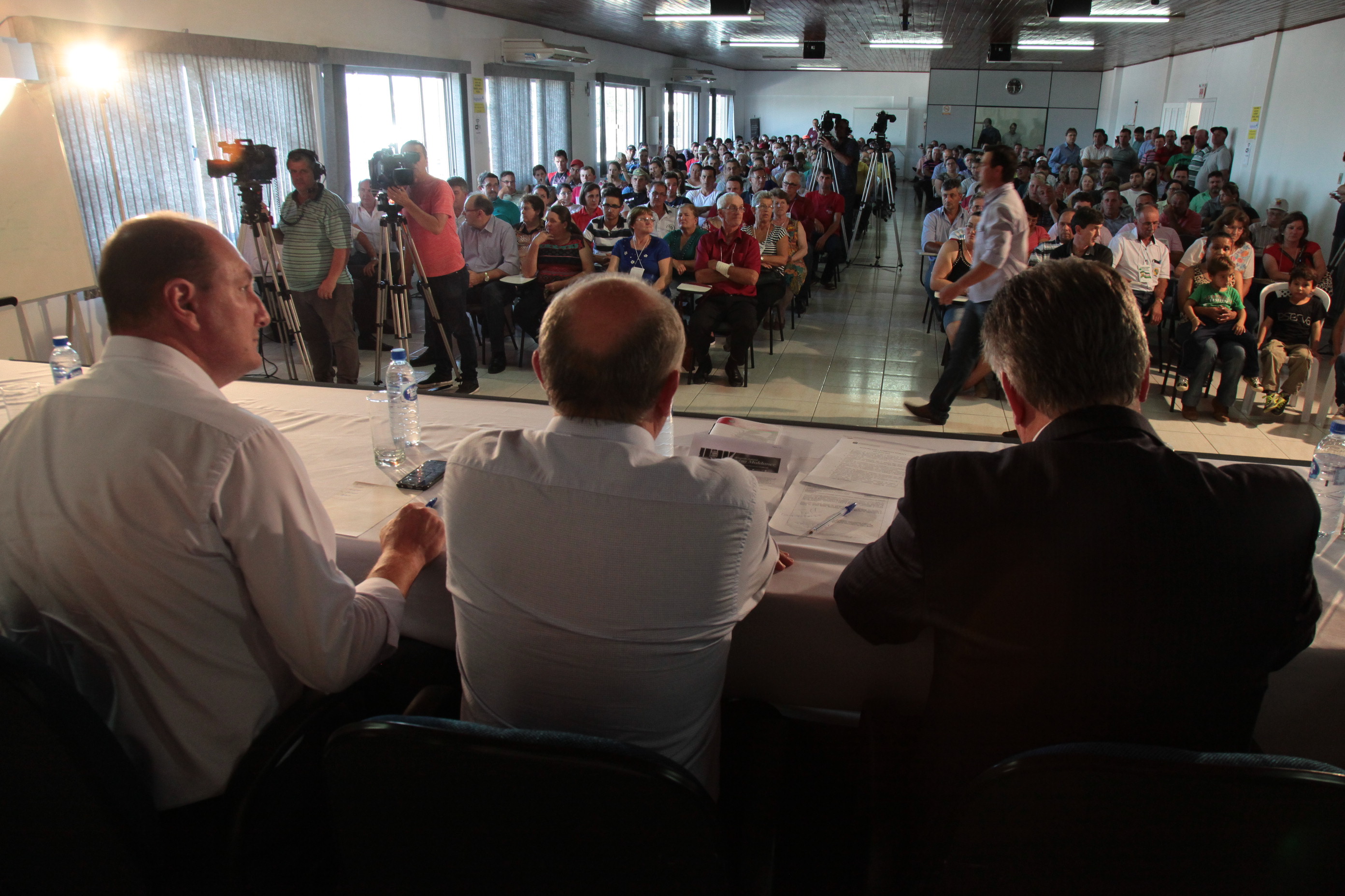 Audiência Pública para debater sobre A Escassez de Recursos para o Programa Nacional de Habitação Rural em Santa Catarina: perspectiva para demanda represada e novos atendimentos.