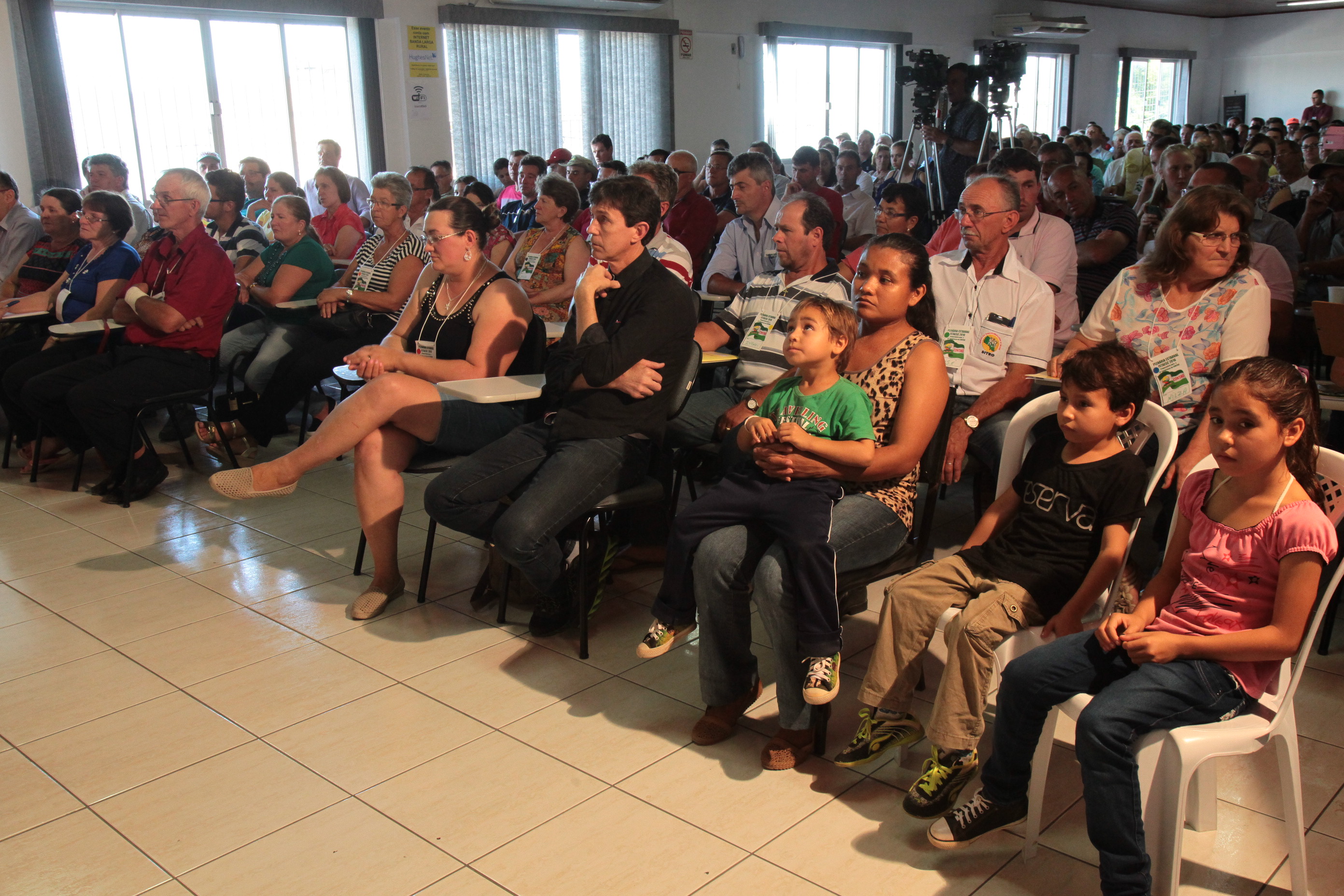 Audiência Pública para debater sobre A Escassez de Recursos para o Programa Nacional de Habitação Rural em Santa Catarina: perspectiva para demanda represada e novos atendimentos.