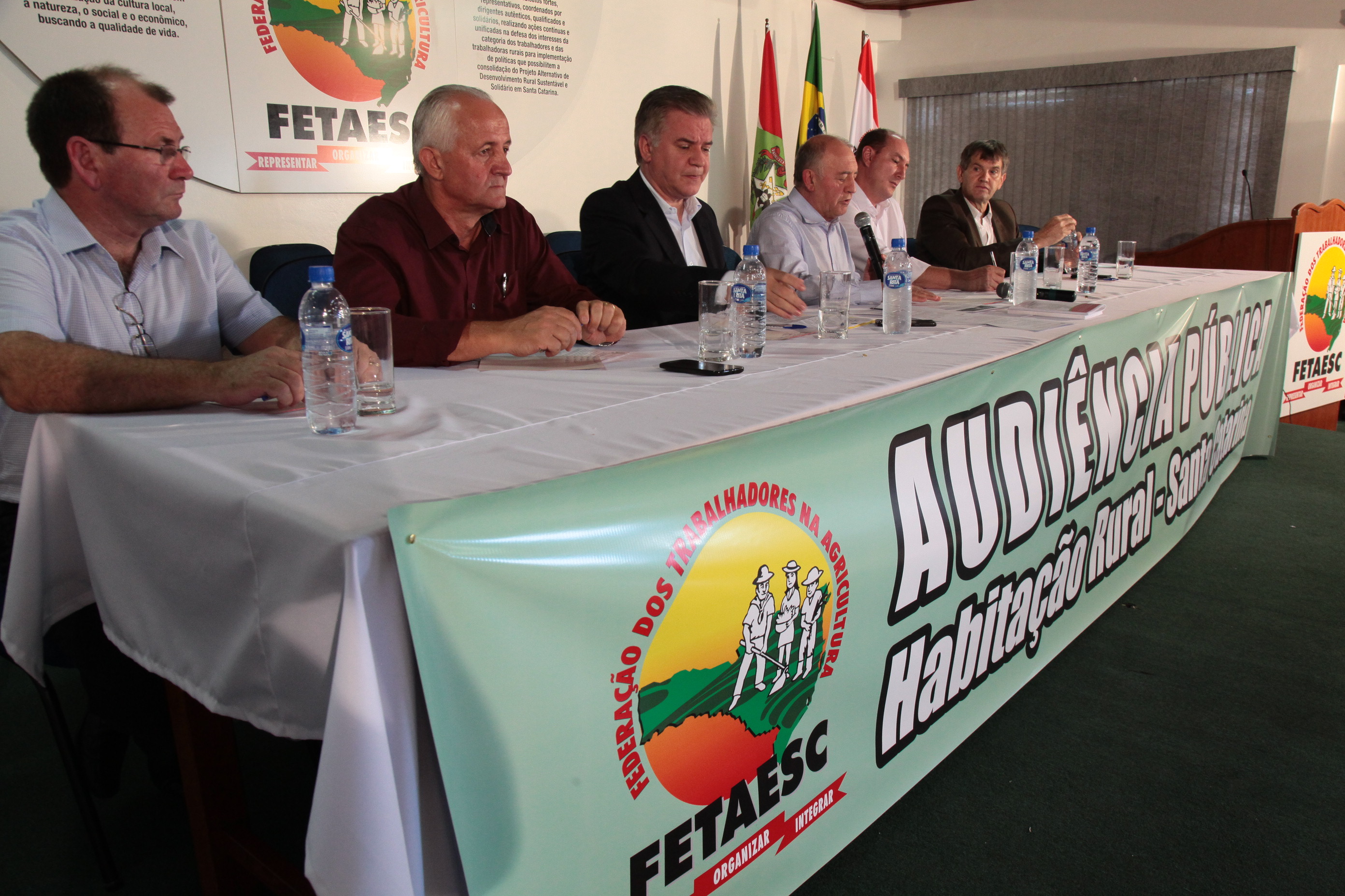 Audiência Pública para debater sobre A Escassez de Recursos para o Programa Nacional de Habitação Rural em Santa Catarina: perspectiva para demanda represada e novos atendimentos.
