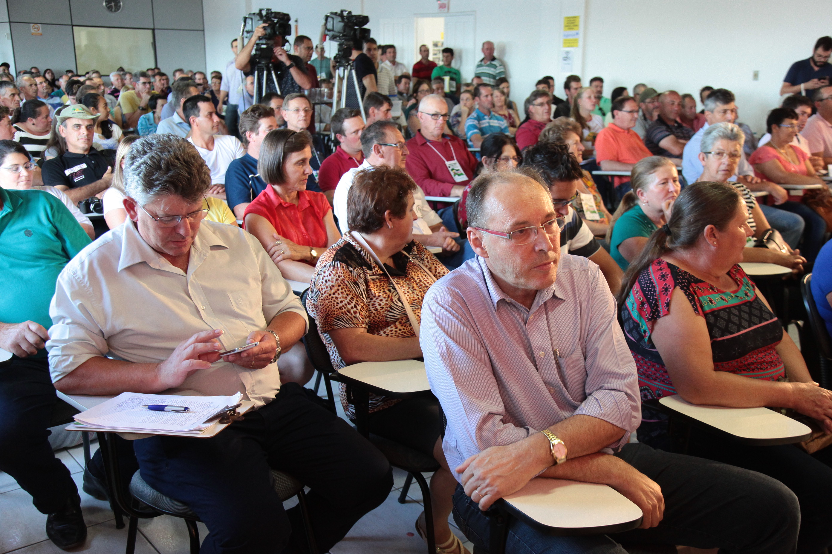 Audiência Pública para debater sobre A Escassez de Recursos para o Programa Nacional de Habitação Rural em Santa Catarina: perspectiva para demanda represada e novos atendimentos.