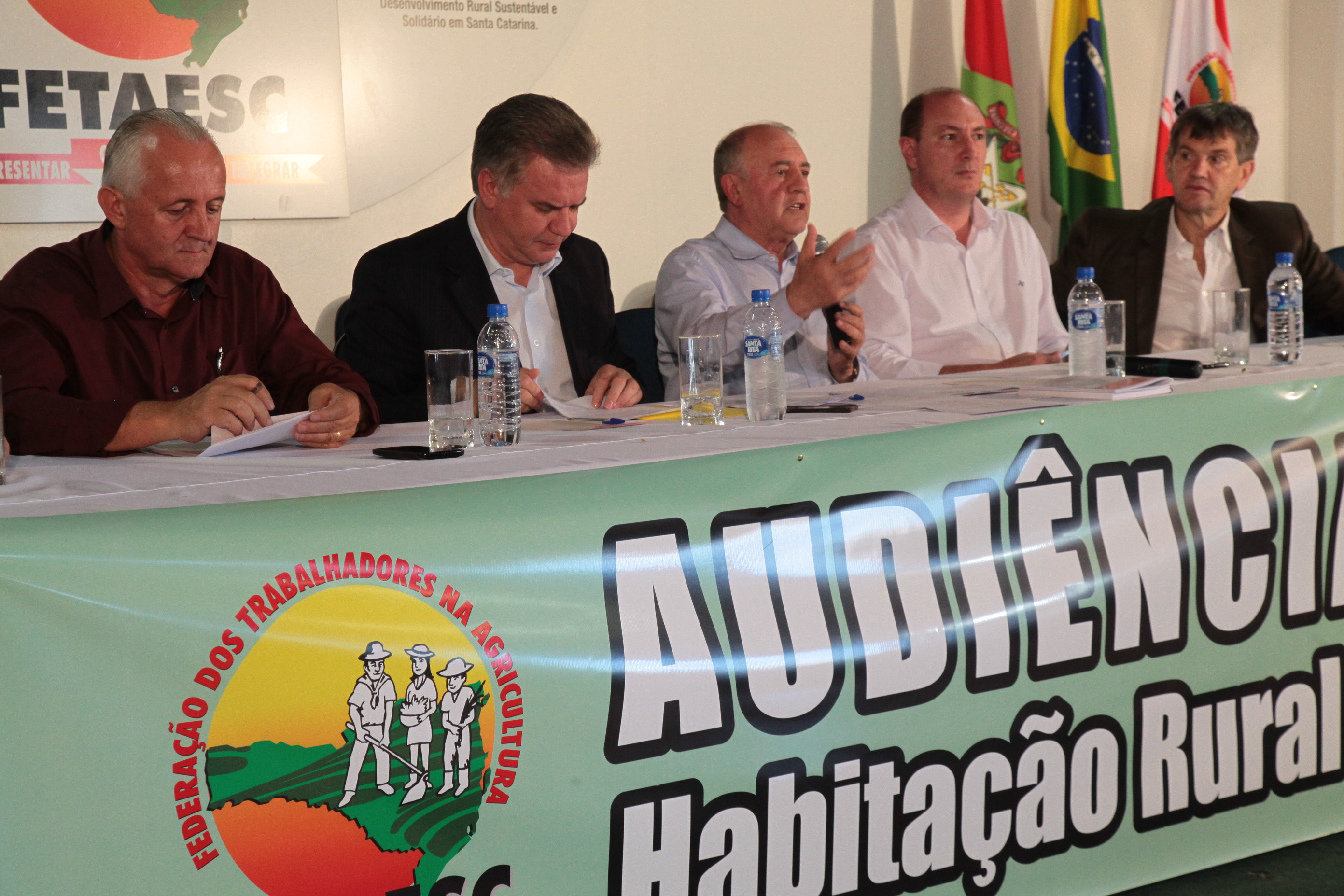 Audiência Pública para debater sobre A Escassez de Recursos para o Programa Nacional de Habitação Rural em Santa Catarina: perspectiva para demanda represada e novos atendimentos.
