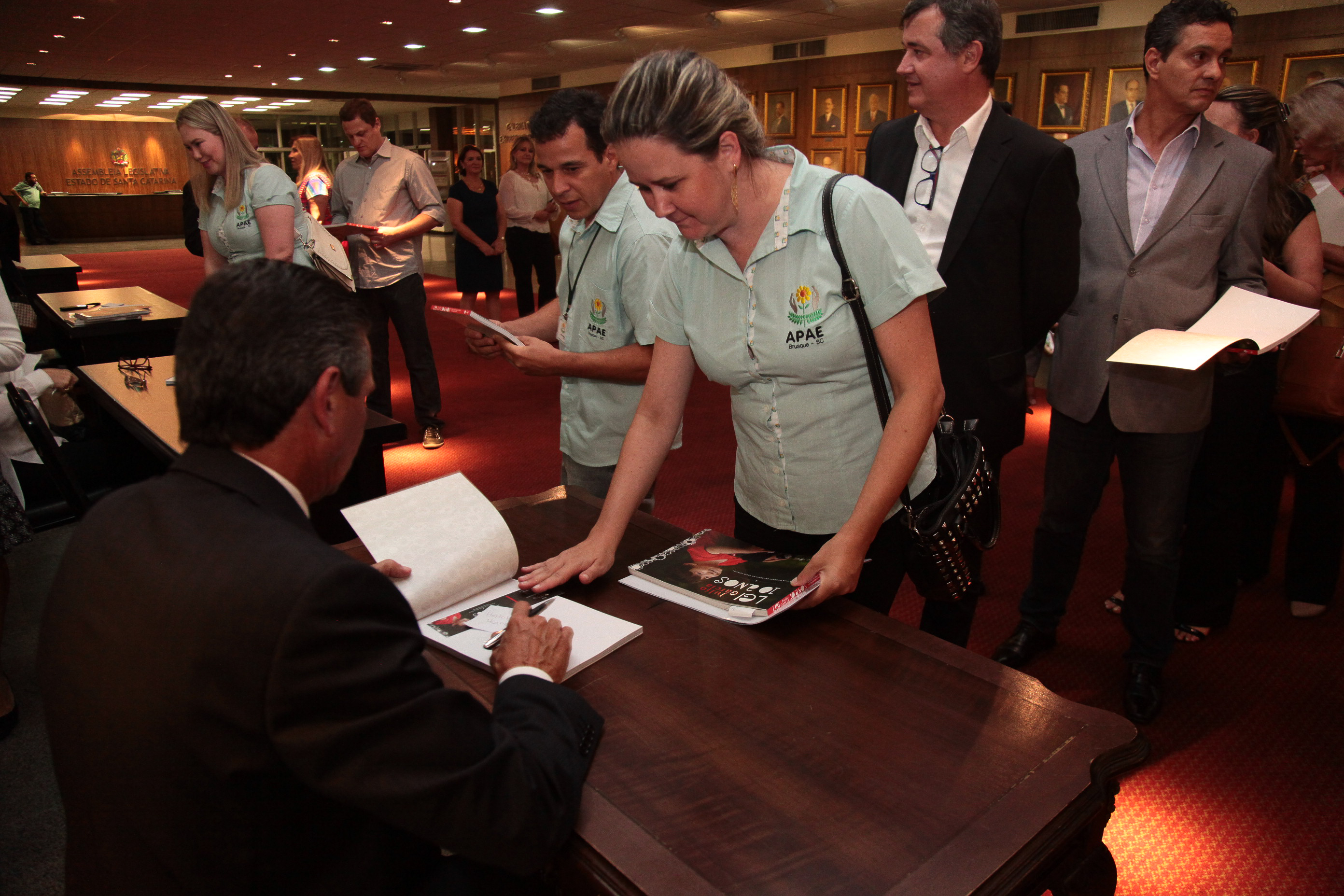 Lançamento do Livro Lei Julio Garcia - 10 anos. A Nova Realidade das Apaes de Santa Catarina.