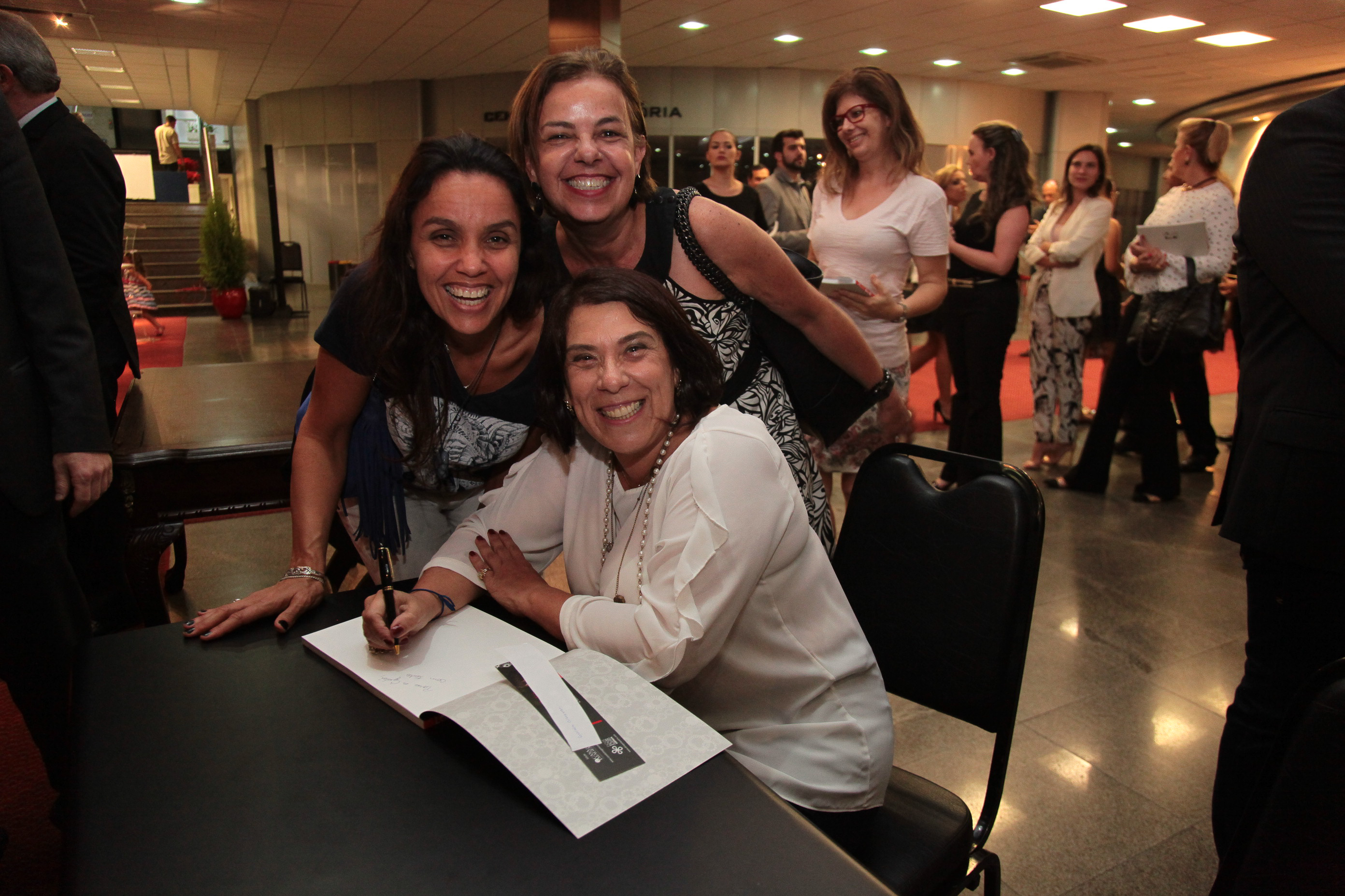 Lançamento do Livro Lei Julio Garcia - 10 anos. A Nova Realidade das Apaes de Santa Catarina.