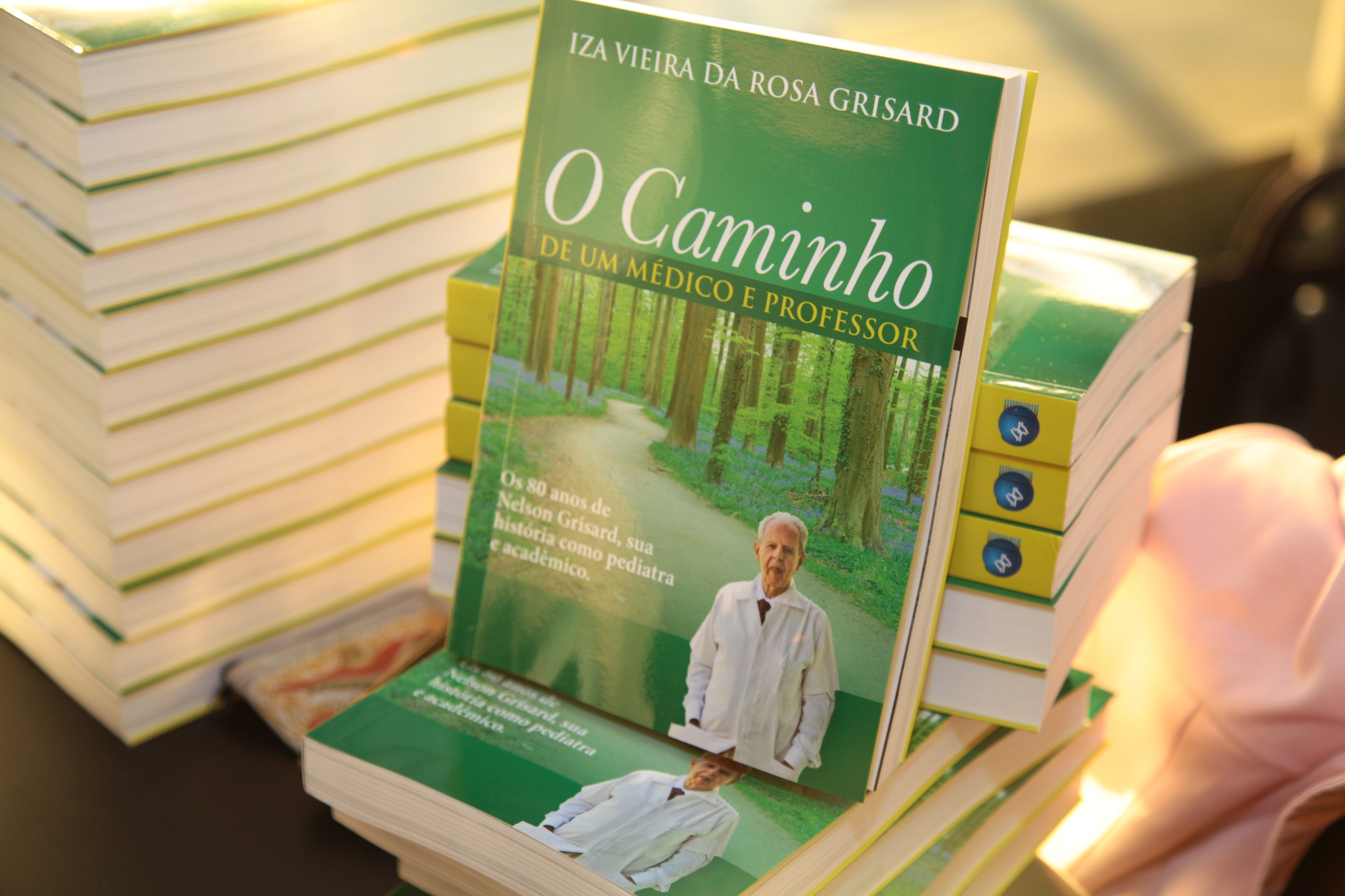 Lançamento do livro “O Caminho: de Médico a Professor”