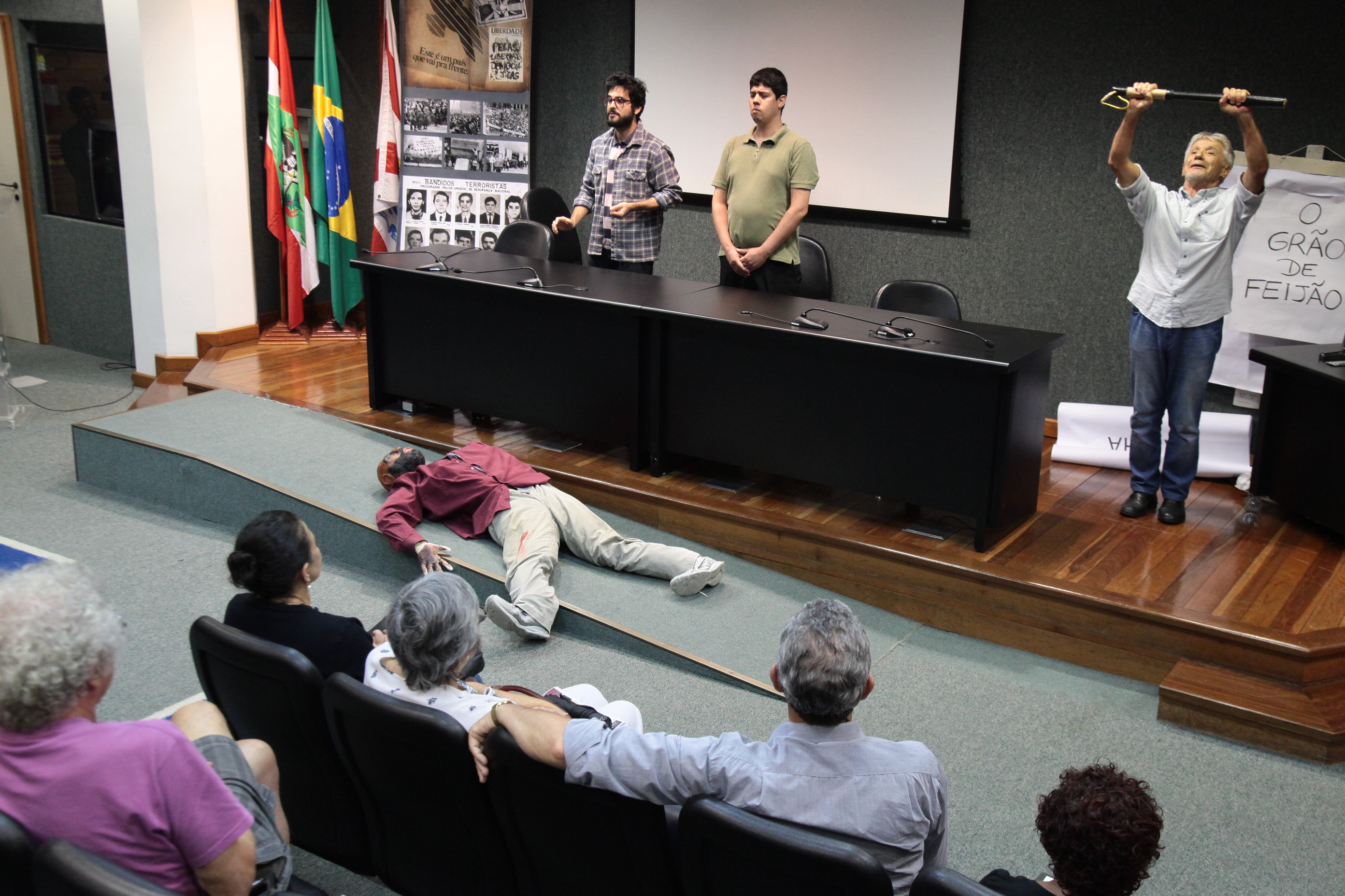 Comemoração ao dia Internacional dos Direitos Humanos.