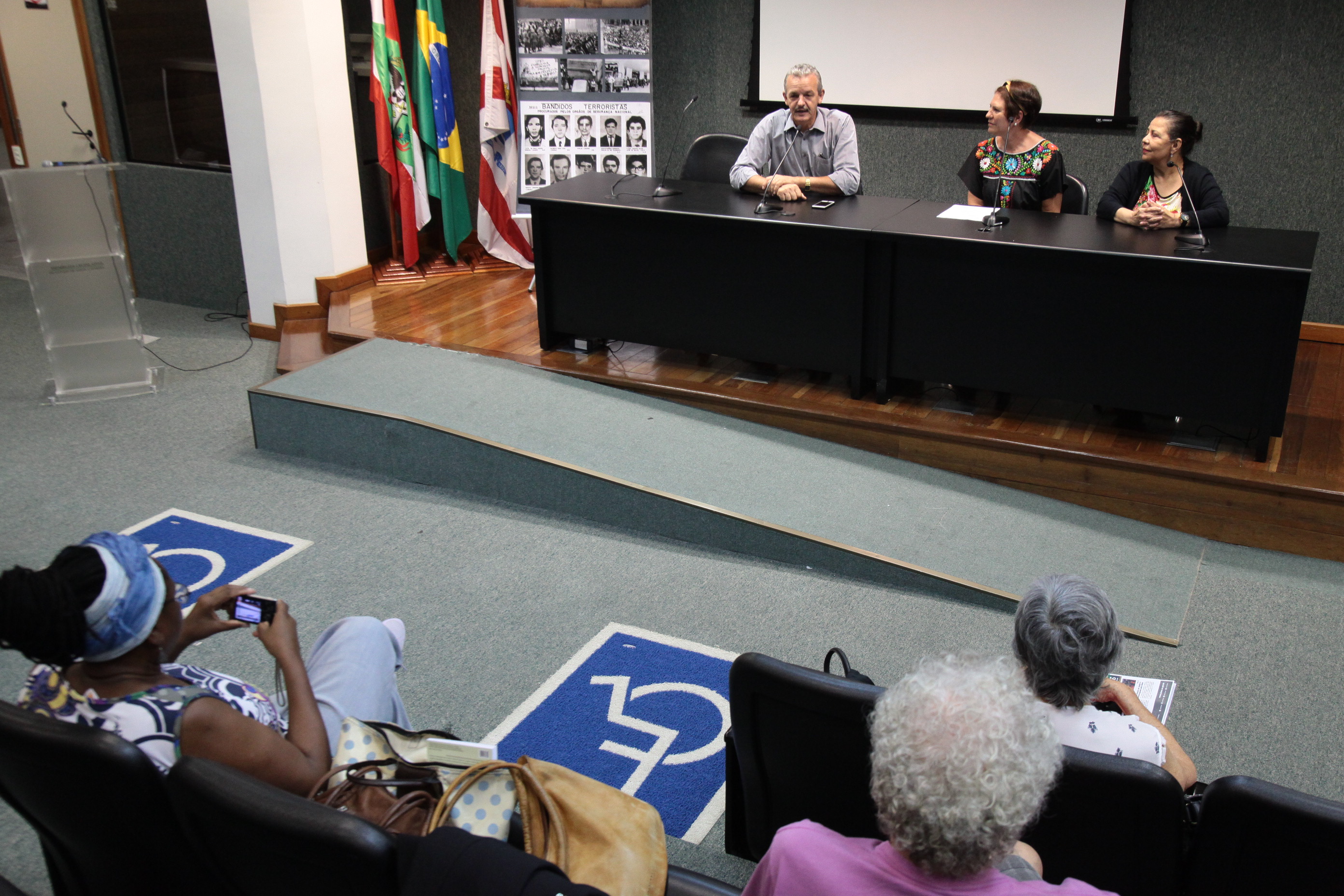 Comemoração ao dia Internacional dos Direitos Humanos.