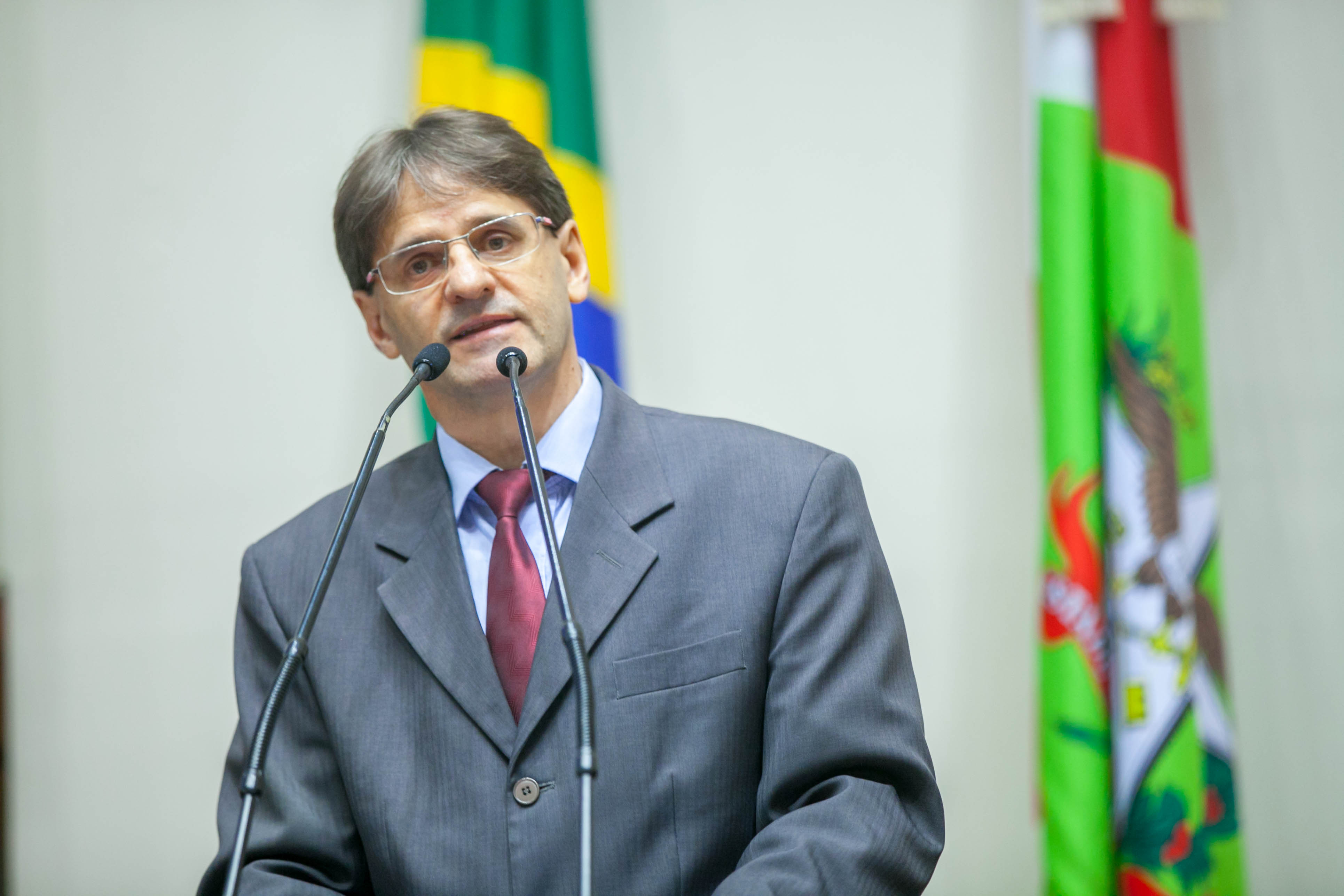 Deputado Neodi Saretta (PT) - Sessão Ordinária
