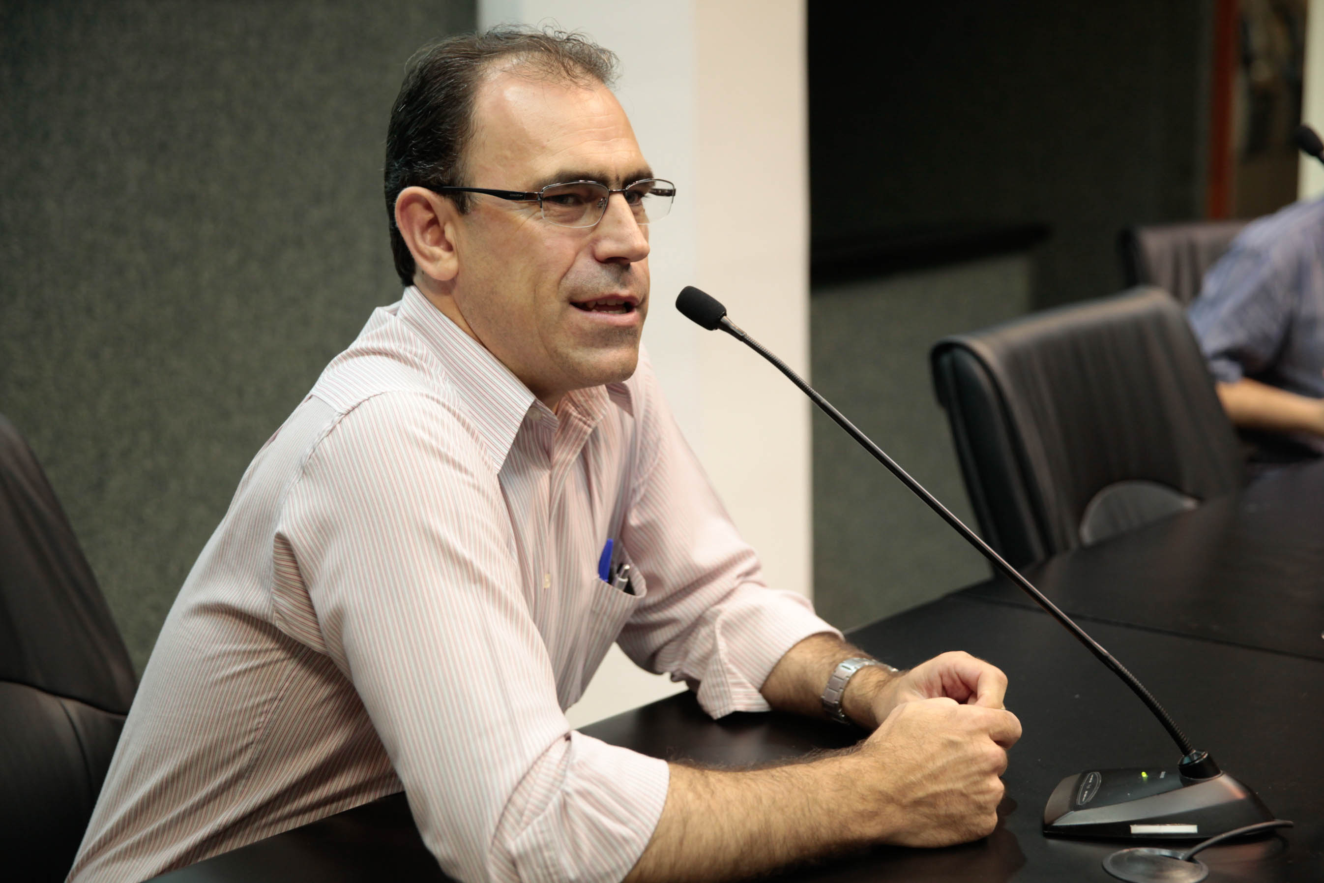 Reunião do Grupo de Trabalho dos Imigrantes organizado pela Comissão dos Direitos Humanos.  Marcel Salomão.