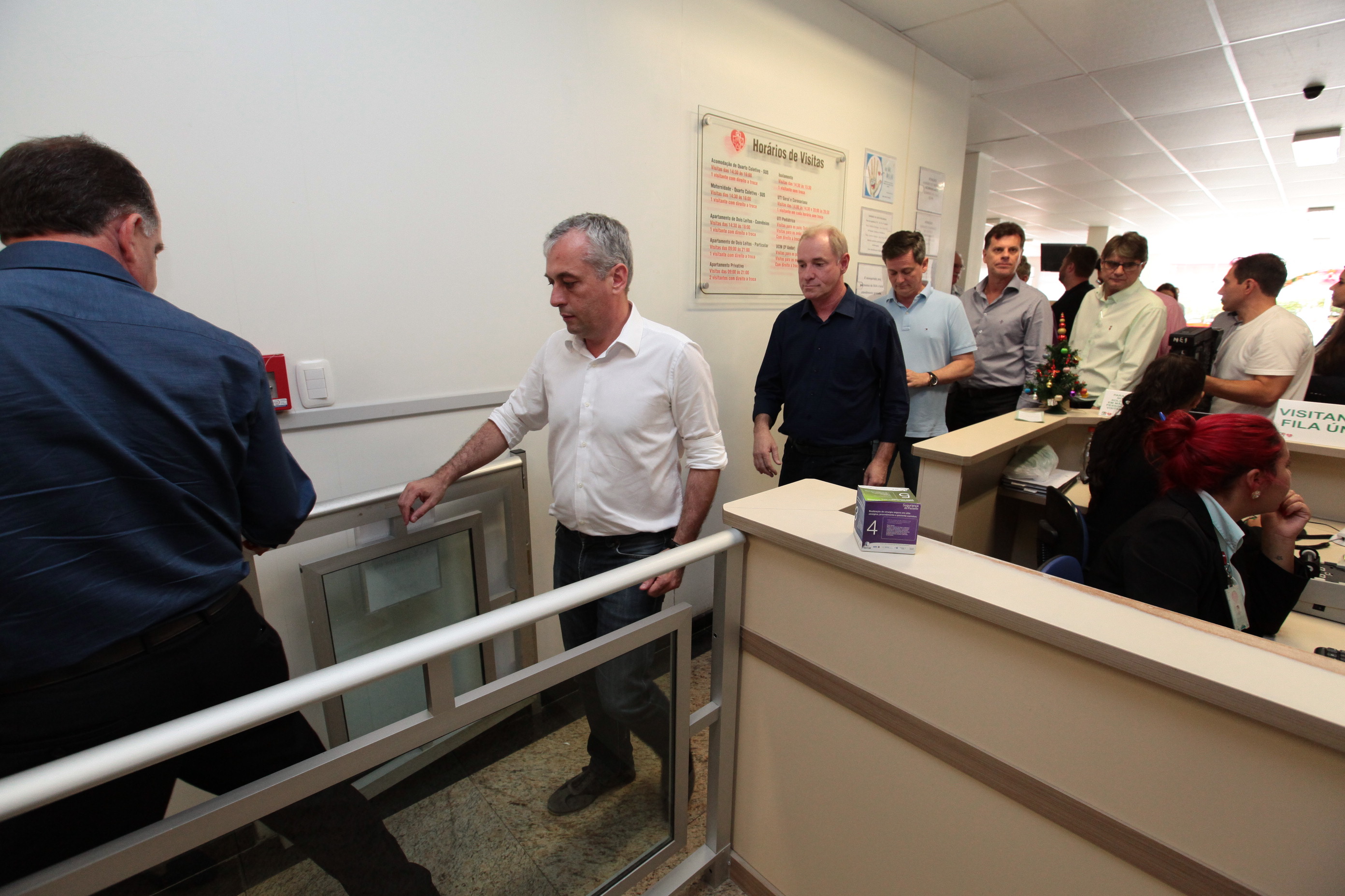Vistoria das obras no Hospital Regional Alto Vale.