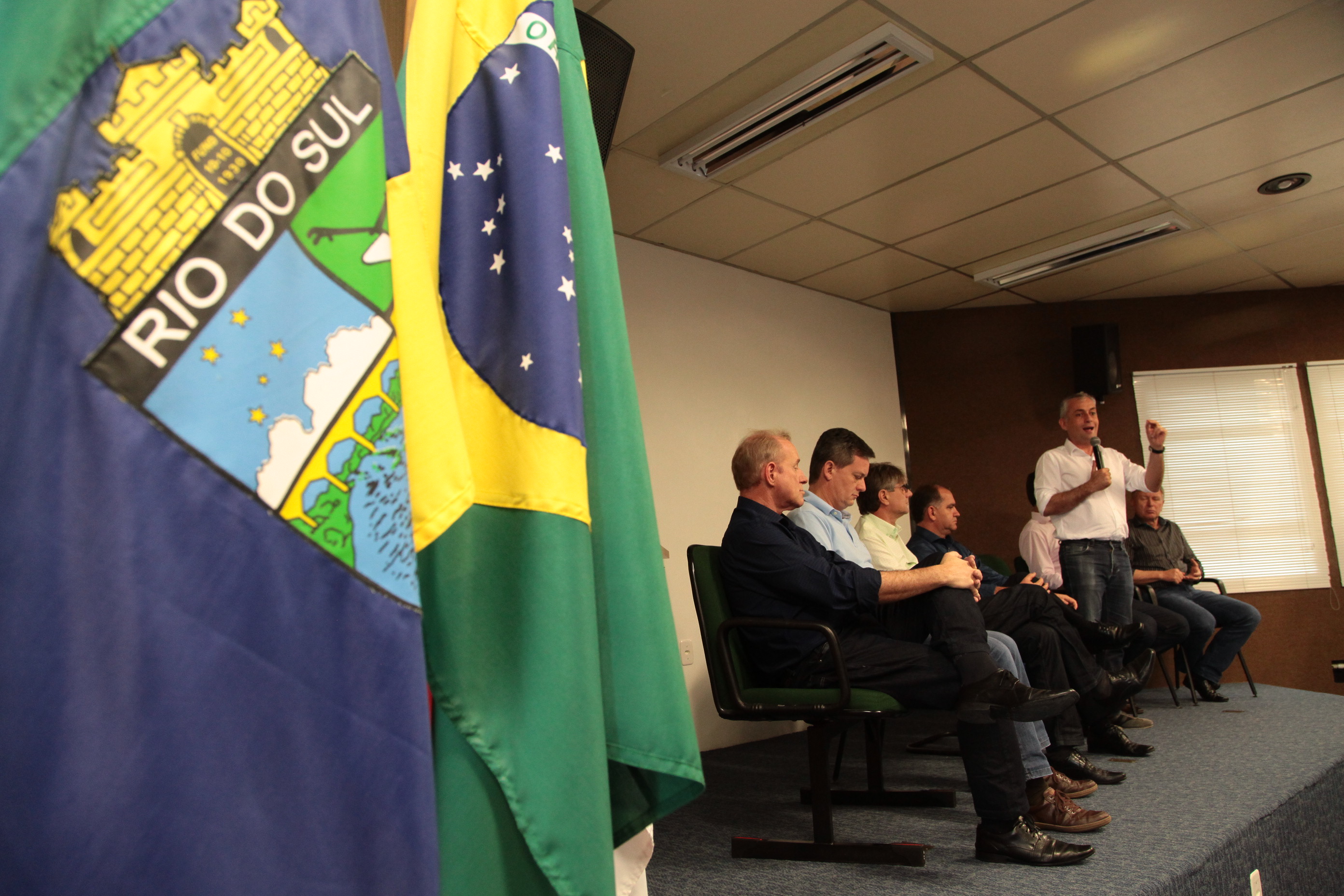 Vistoria das obras no Hospital Regional Alto Vale.