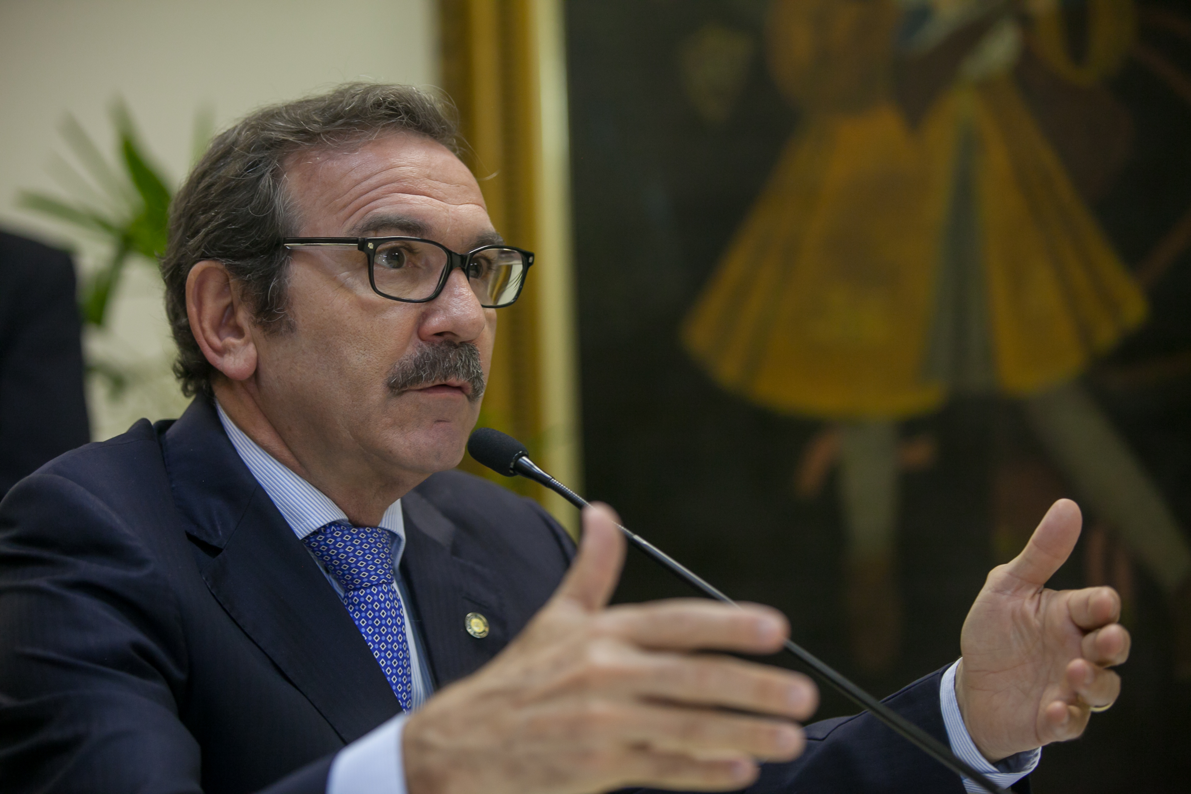 Deputado Serafim Venzon (PSDB) - Comissão de Educação, Cultura e Desporto