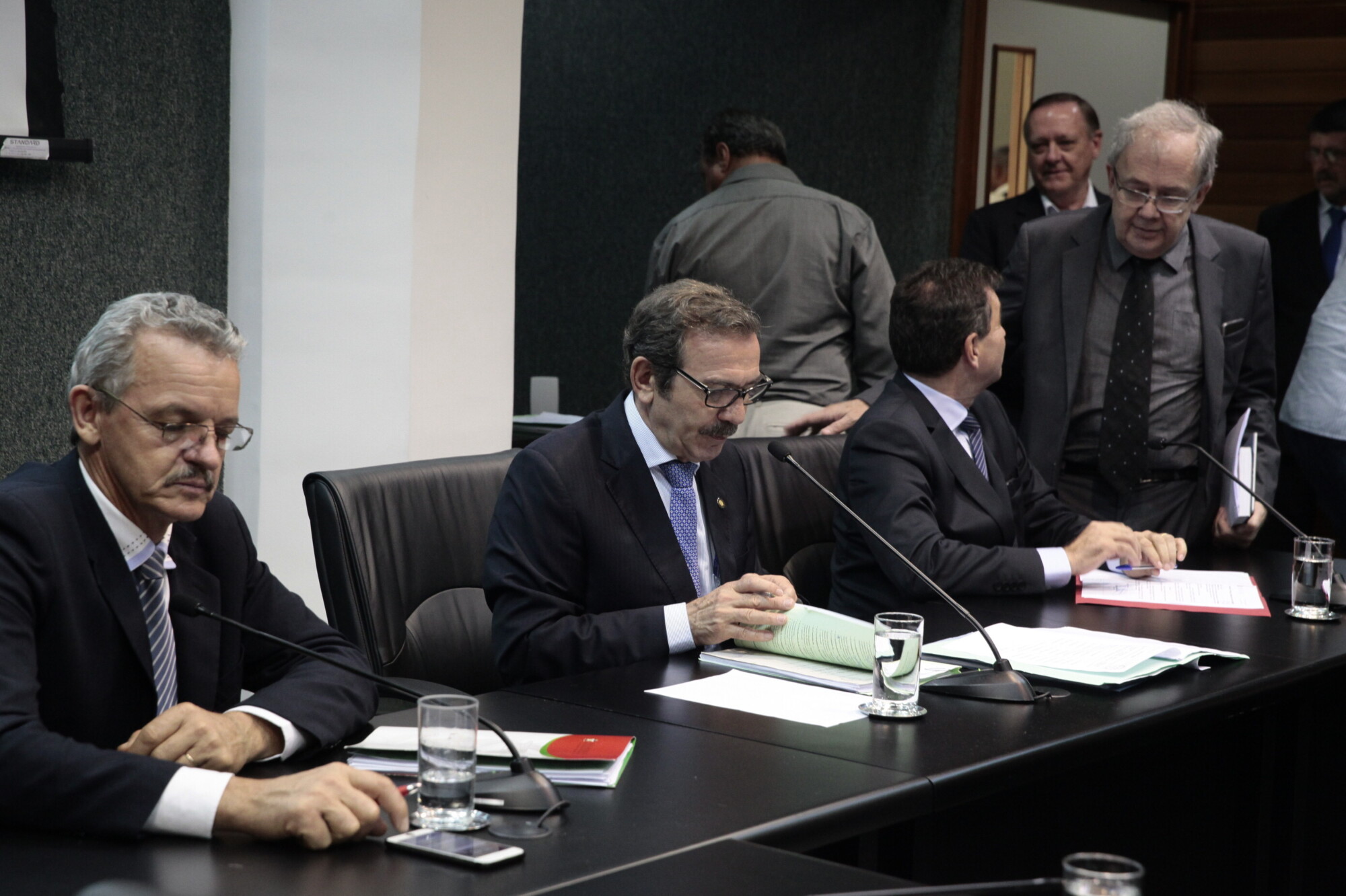 Trabalho aprova criação de promotorias e cargos de defensor substituto