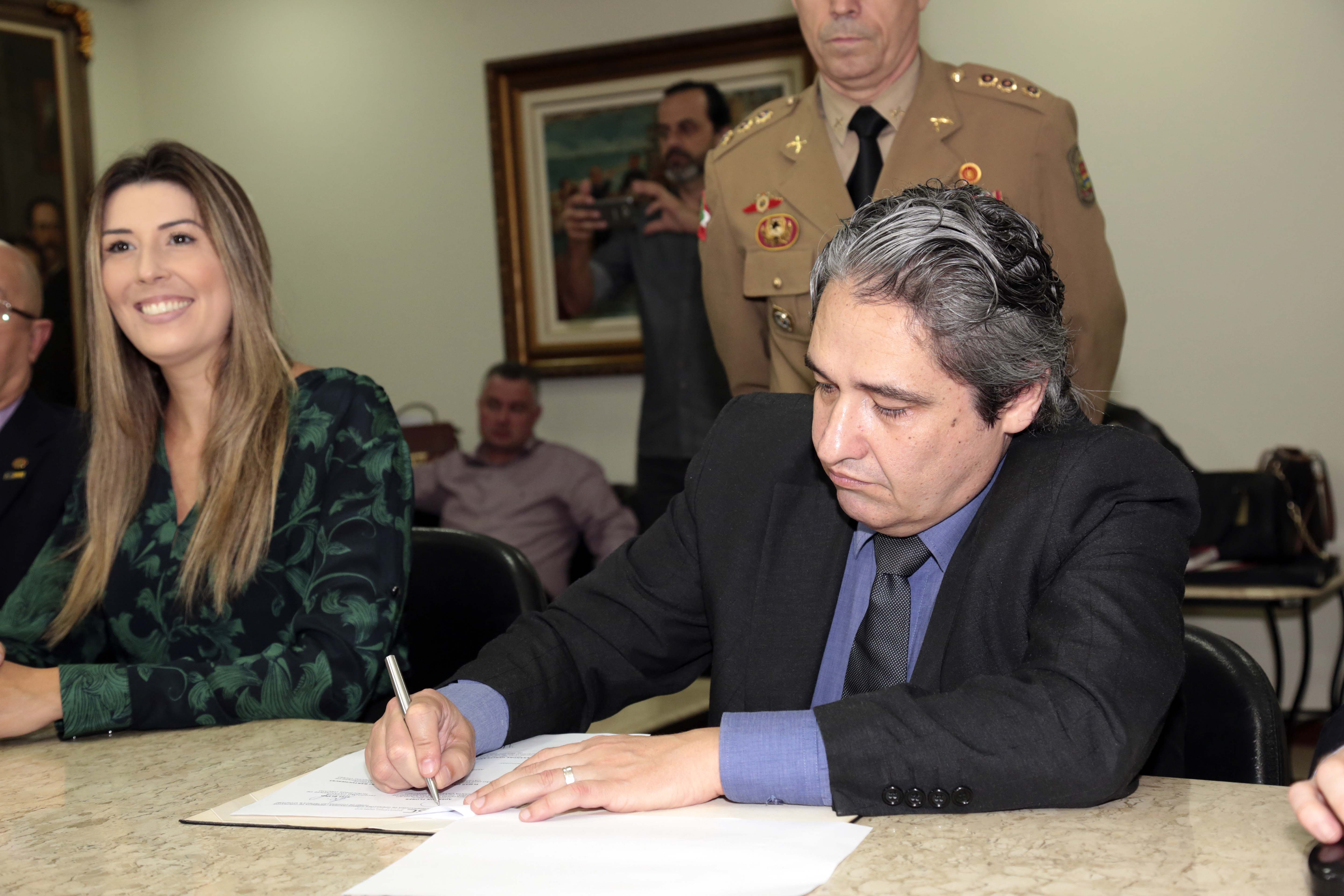 Instituições catarinenses renovam o convênio SC Acessível. Foto: Guto Kuerten