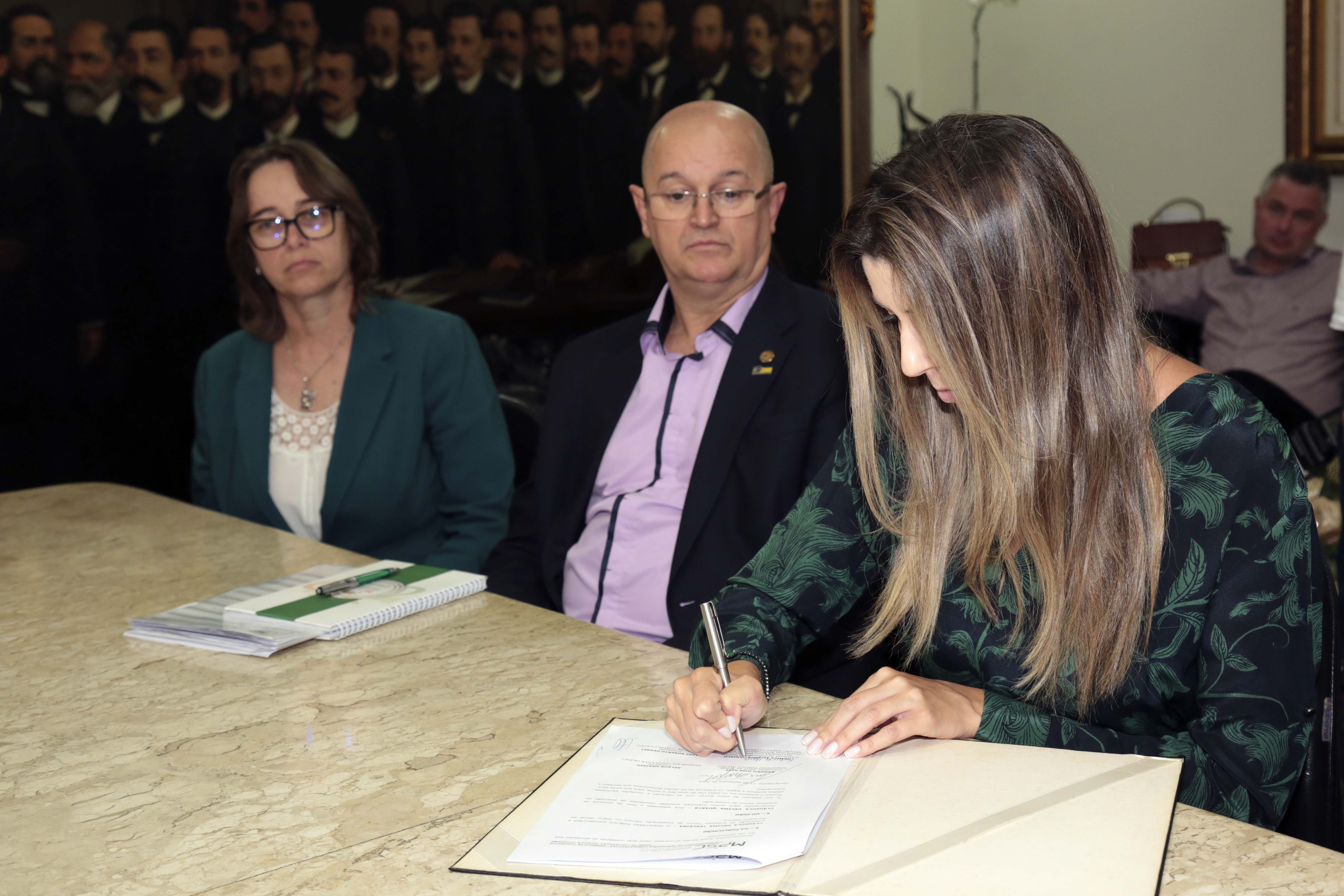 Instituições catarinenses renovam o convênio SC Acessível. Foto: Guto Kuerten
