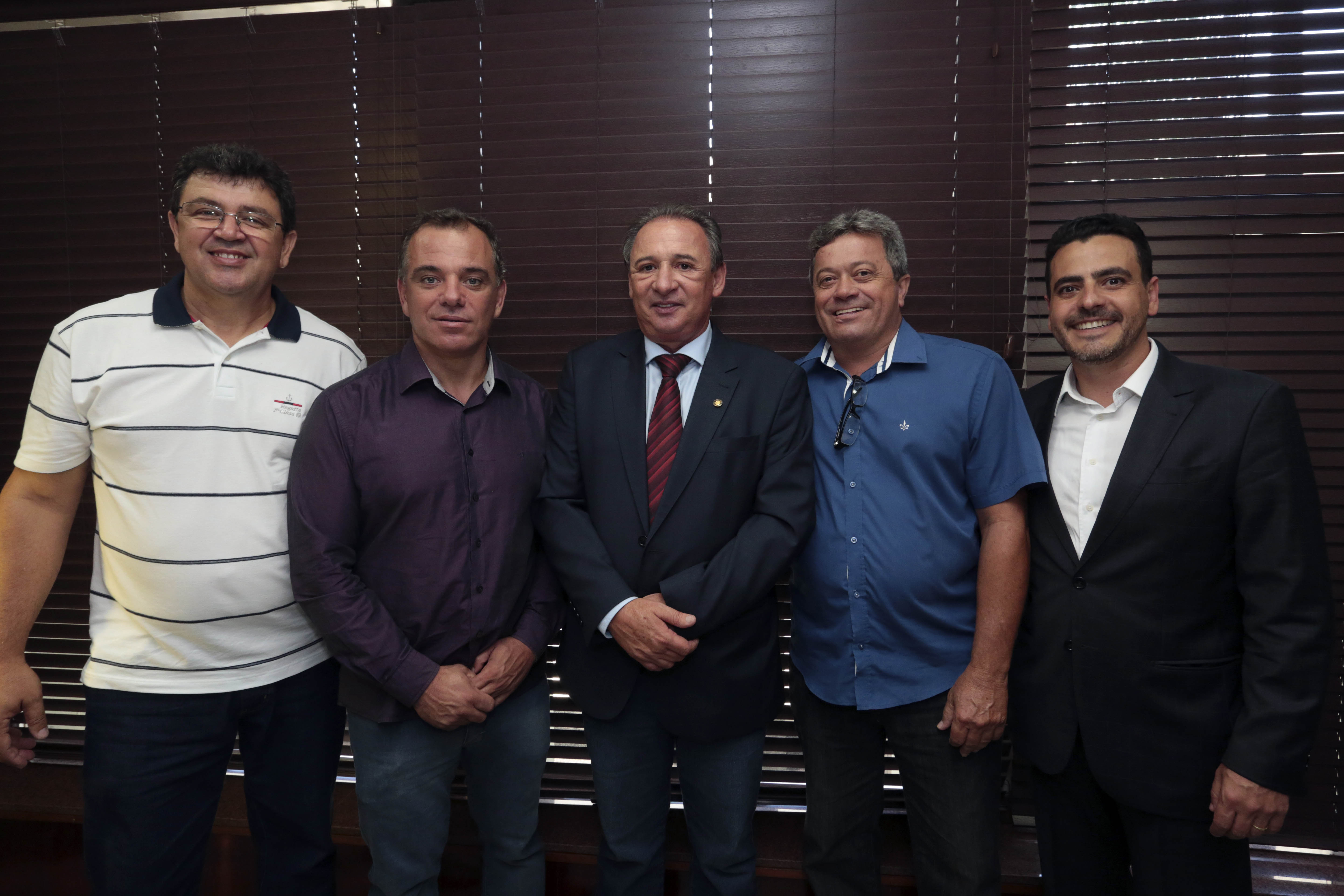 Dóia Guglielmi e Nilso Berlanda são empossados deputados estaduais.