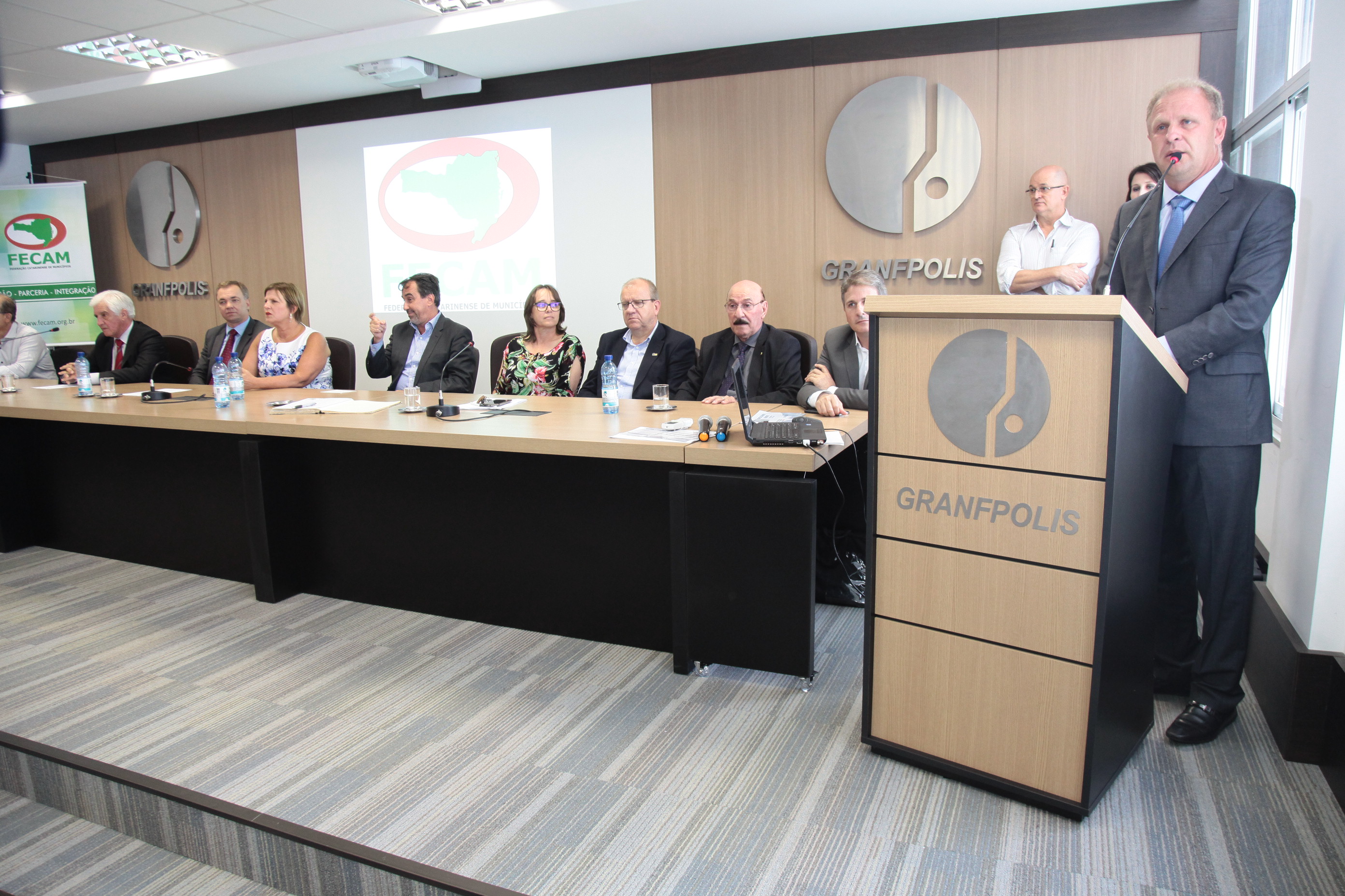 Posse da nova diretoria da FECAM. Deputado Gelson Merisio (PSD)