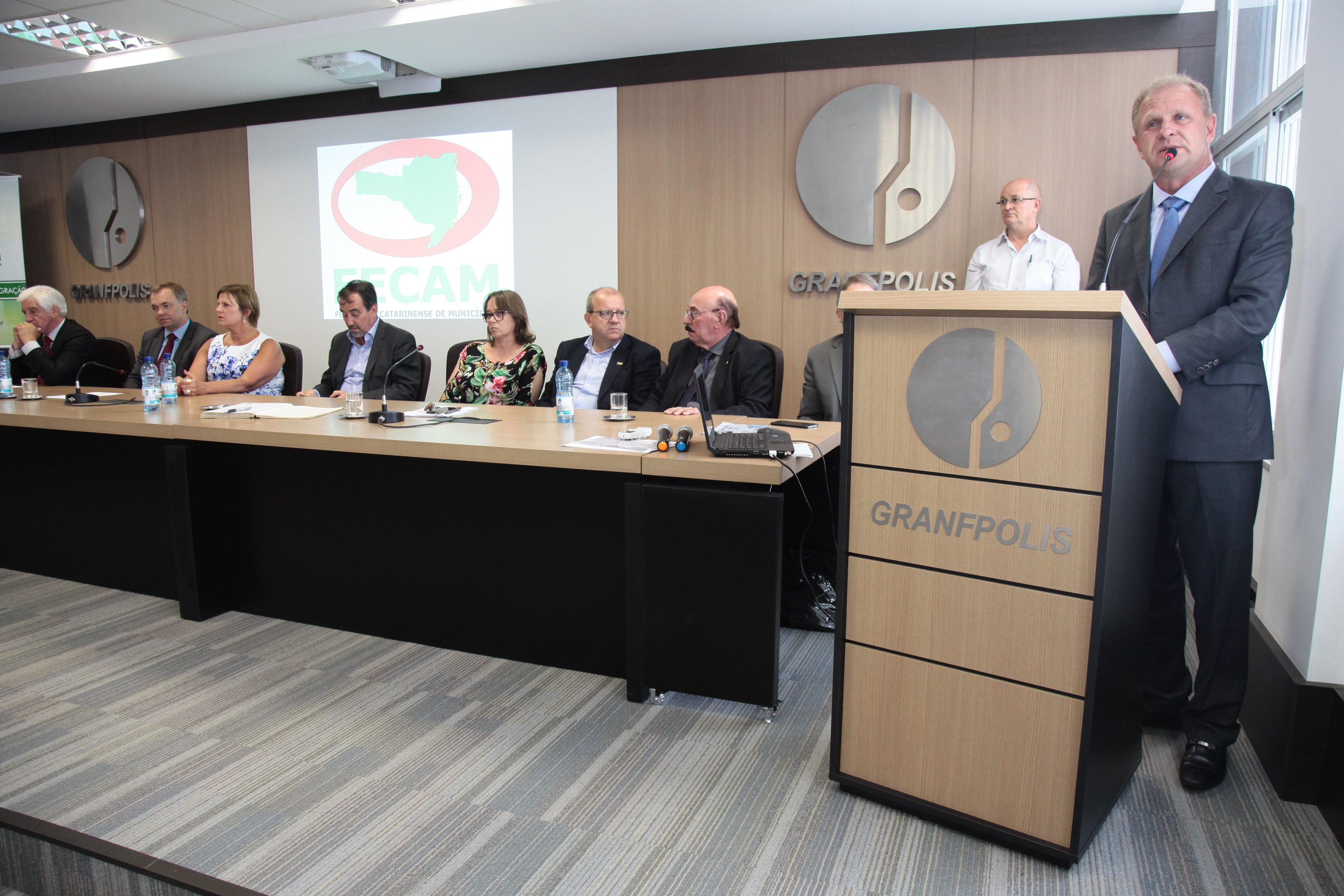 Posse da nova diretoria da FECAM. Deputado Gelson Merisio (PSD)