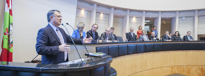 Governador Raimundo Colombo Faz Leitura da Mensagem Anual na Alesc