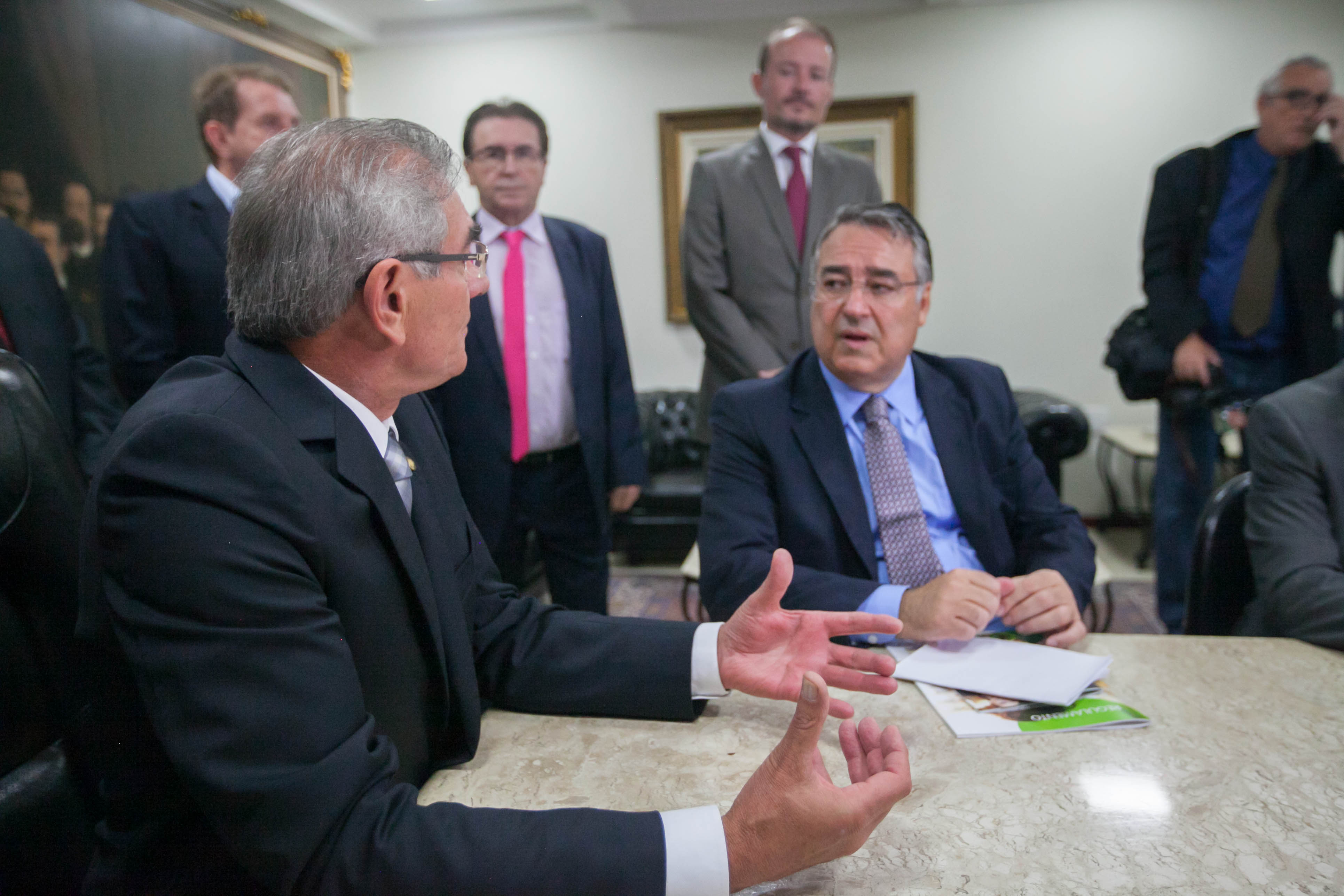 Governador se reune com lideranças da ALESC na Presidência