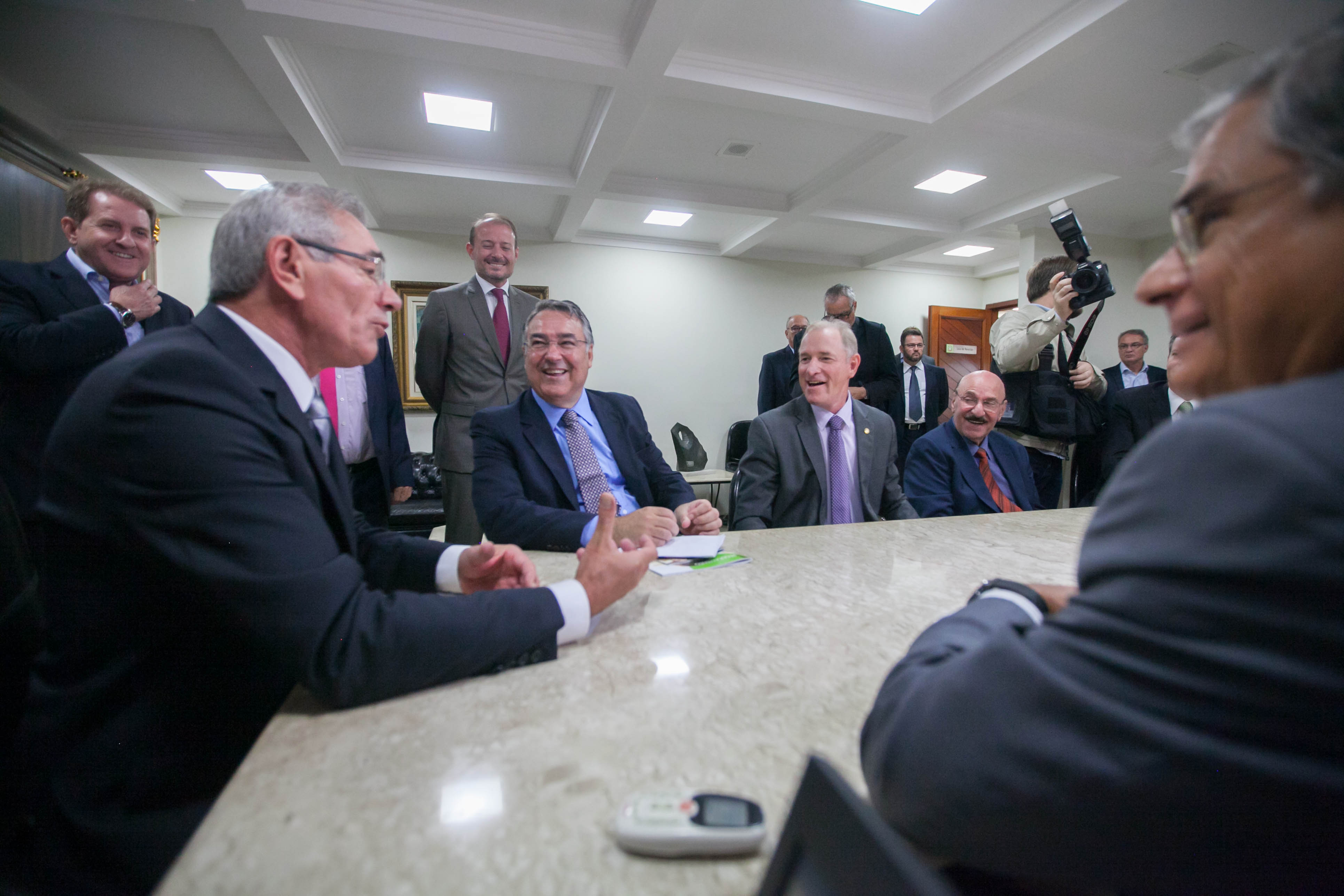 Governador se reune com lideranças da ALESC na Presidência