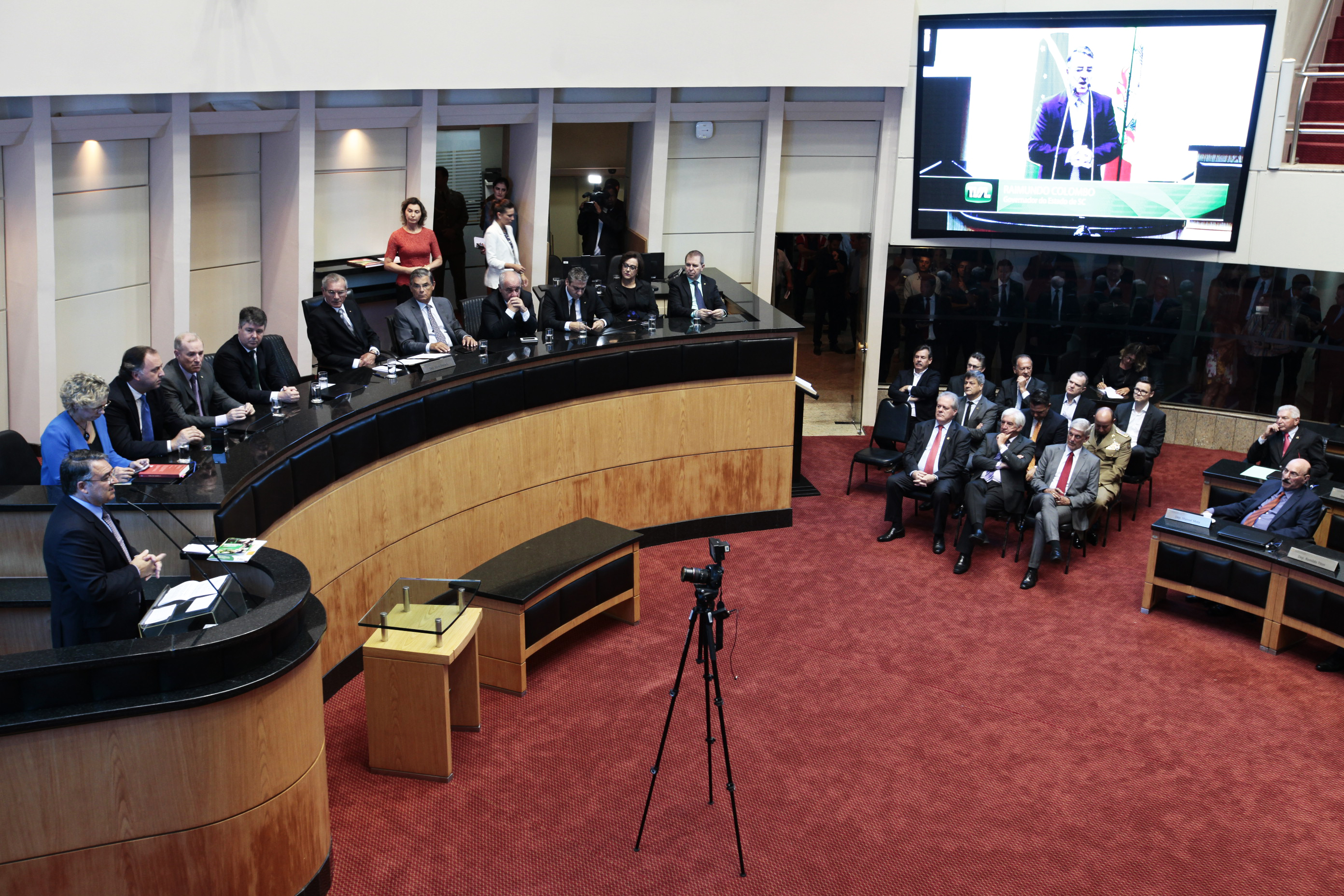 Governador Raimundo Colombo Faz Leitura da Mensagem Anual na Alesc. Foto: Fábio Queiroz / Agência AL