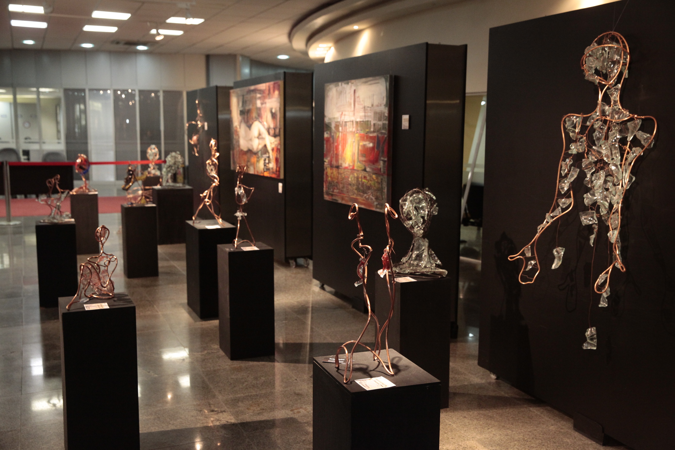 Exposição “Corpo Temporaneidade” da Artista Plástica Marinela Goulart