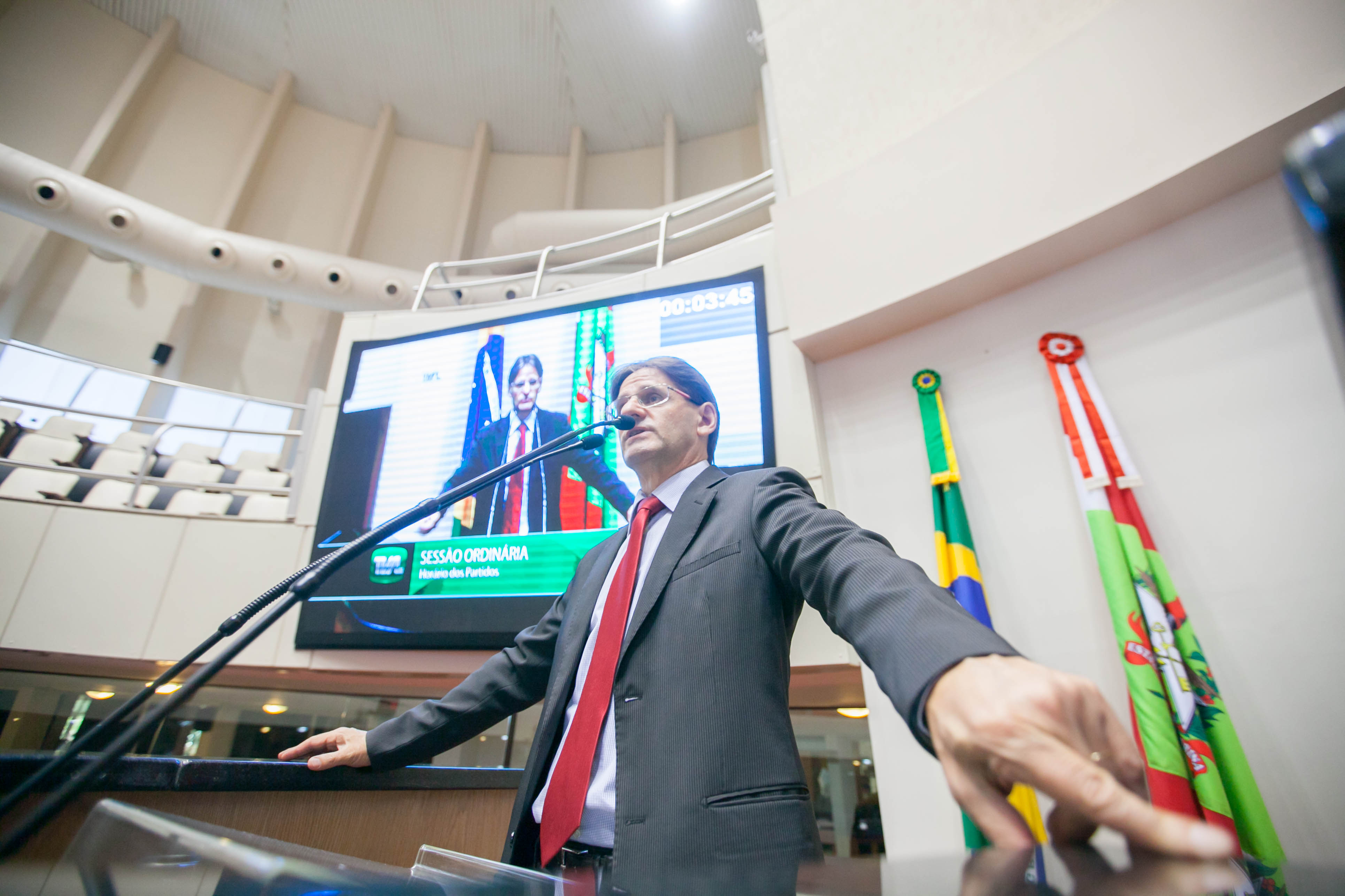 Deputado Neodi Saretta (PT) - Sessão Ordinária