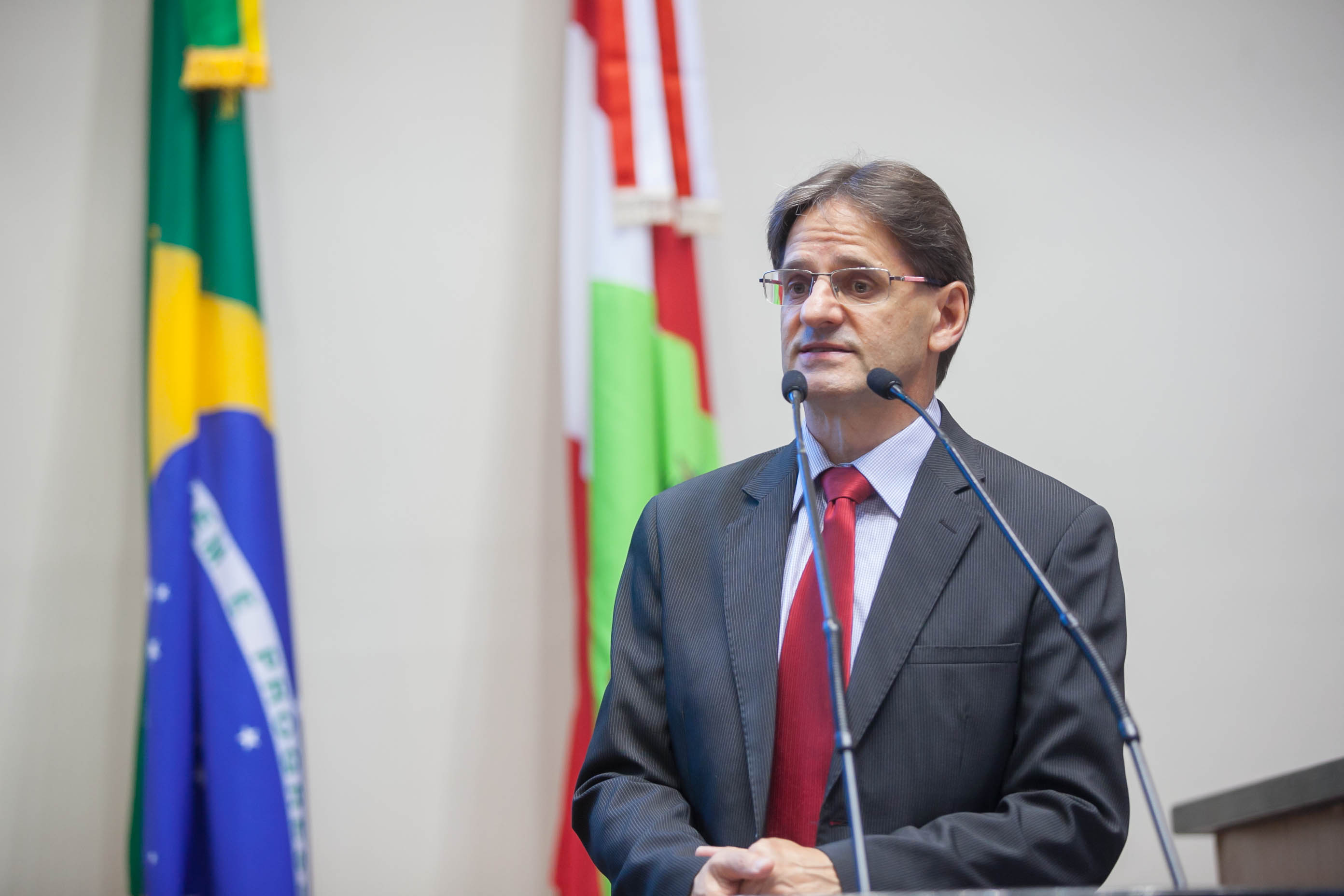 Deputado Neodi Saretta (PT) - Sessão Ordinária