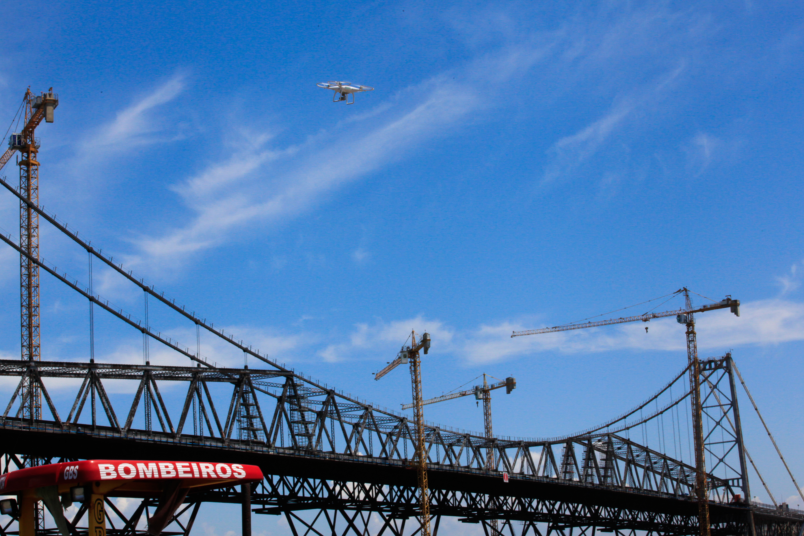 Drone nas operações do corpo de  bombeiros.