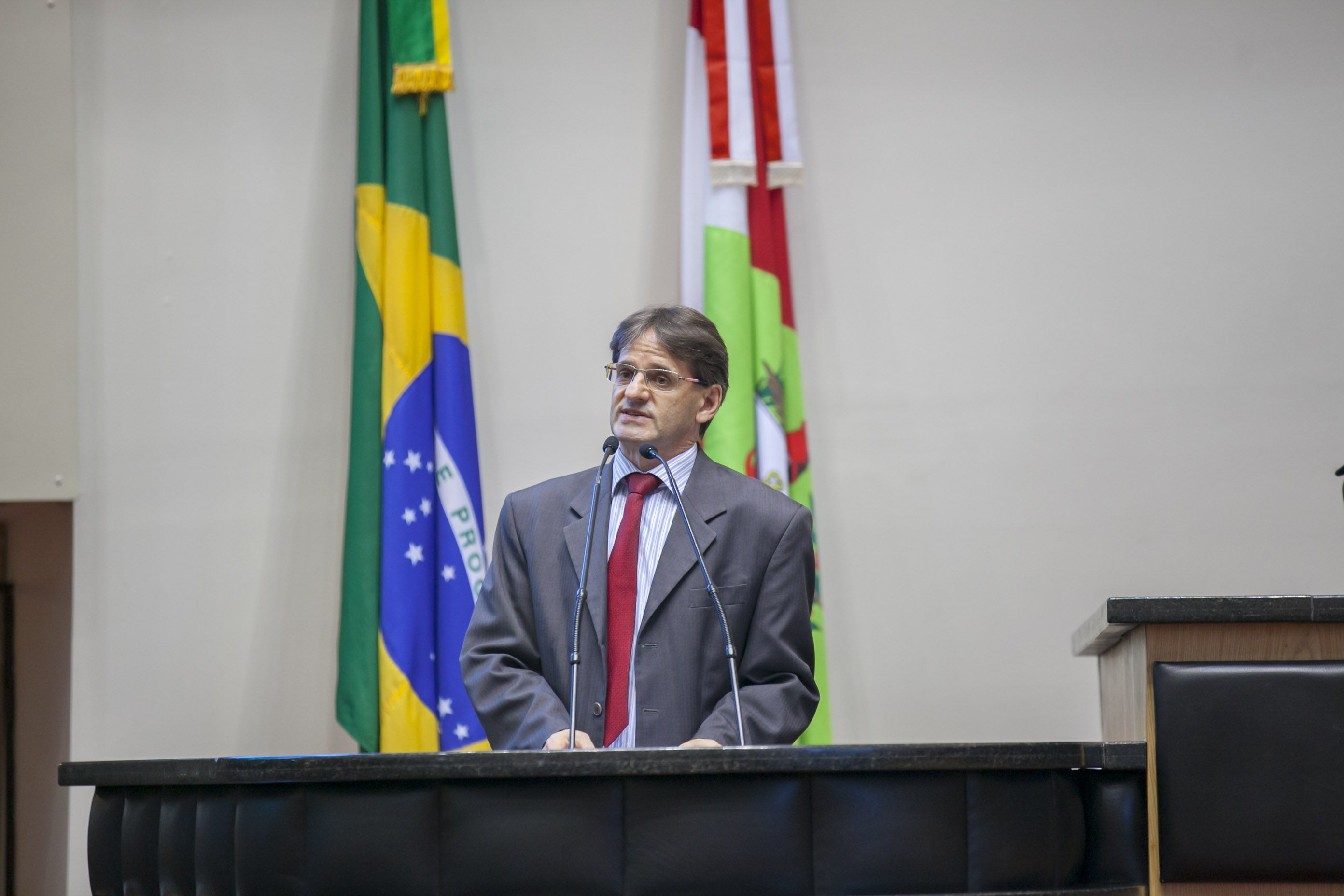 Deputado Neodi Saretta (PT) - Sessão Ordinária
