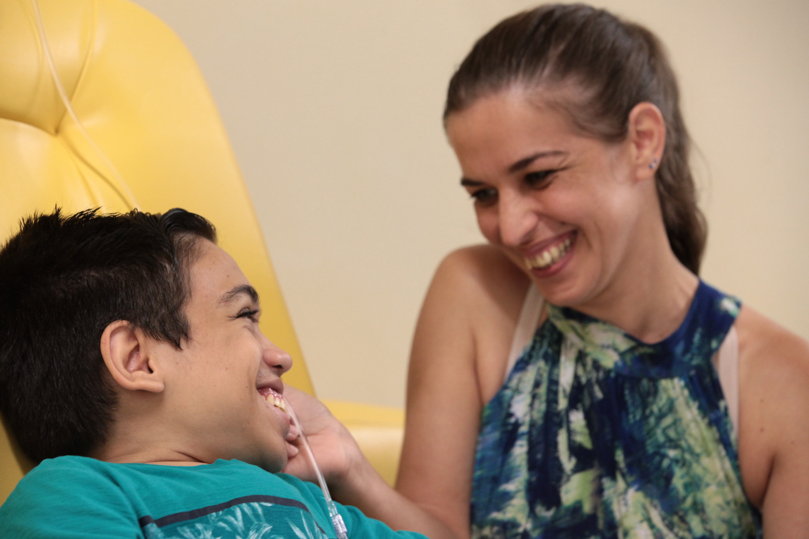 Eder Ramos faz tratamento contra a mucopolissacaridose no Hospital Infantil Joana de Gusmão.