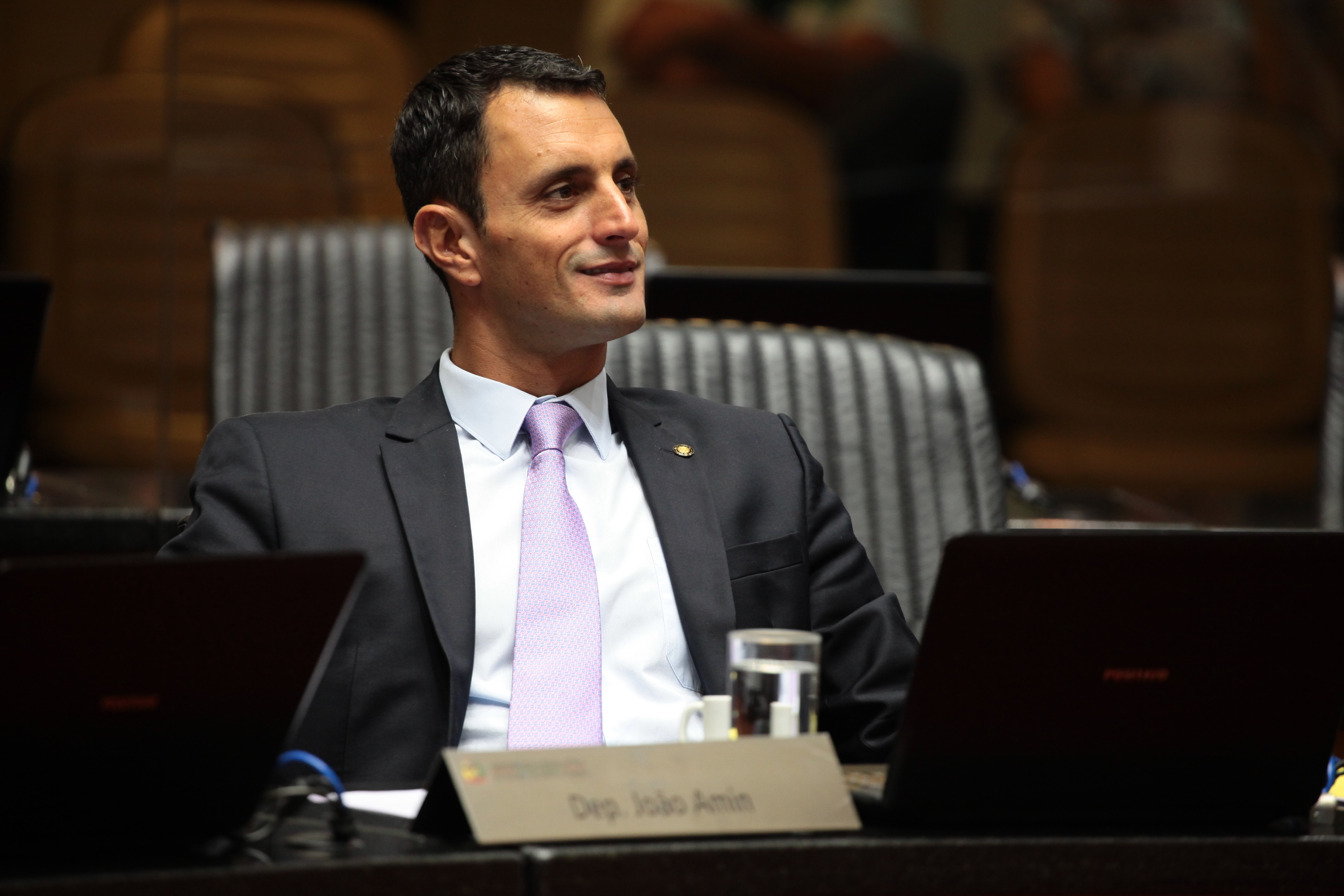 Sessão Ordinária. Deputado João Amin (PP)