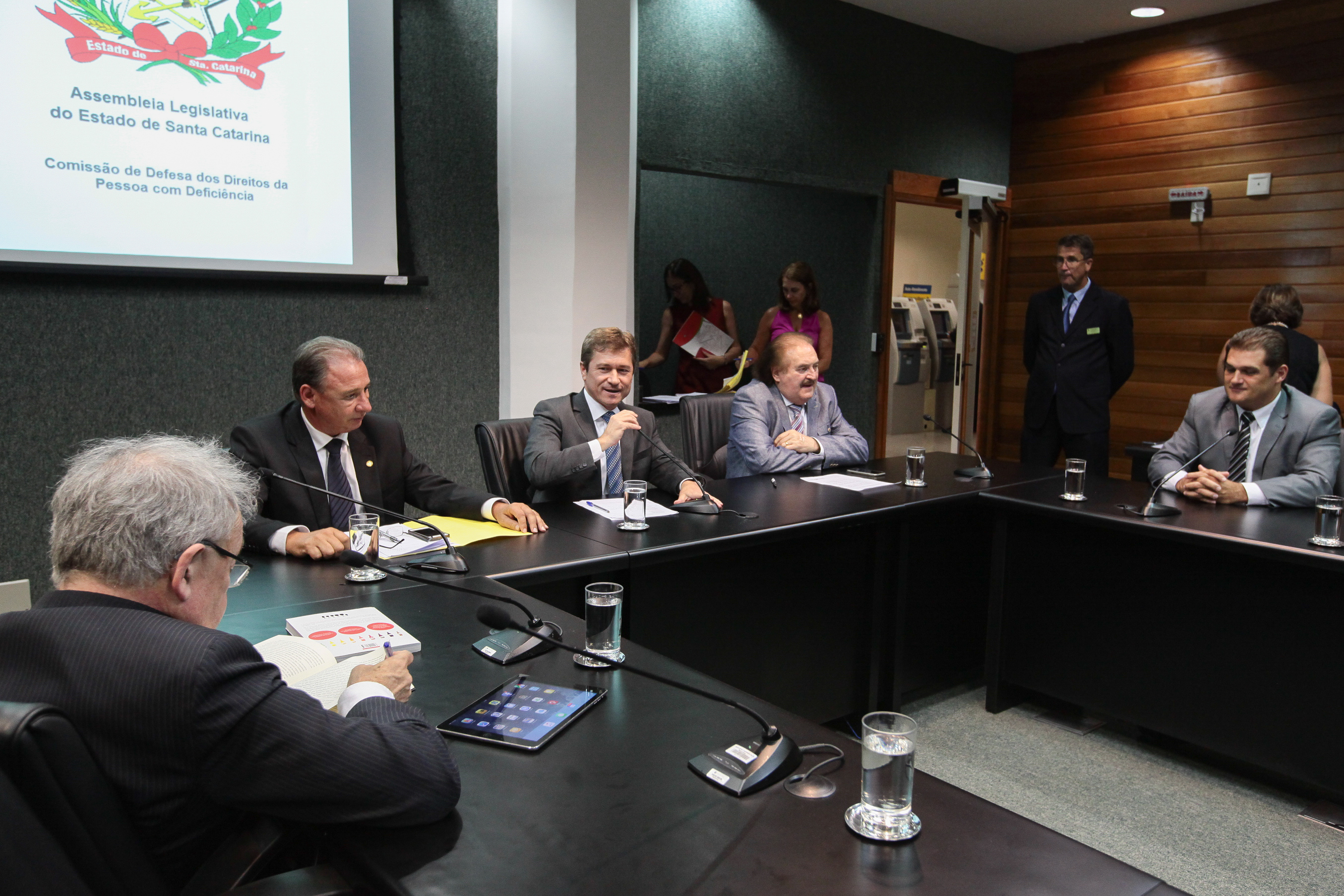 Instalação da Comissão de Defesa dos Diretos da Pessoa com Deficiência