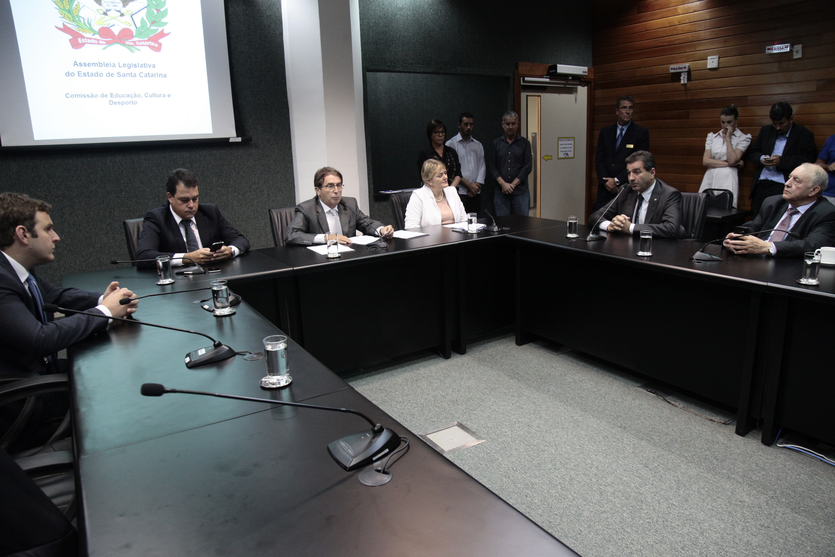 Instalação da Comissão de Educação.