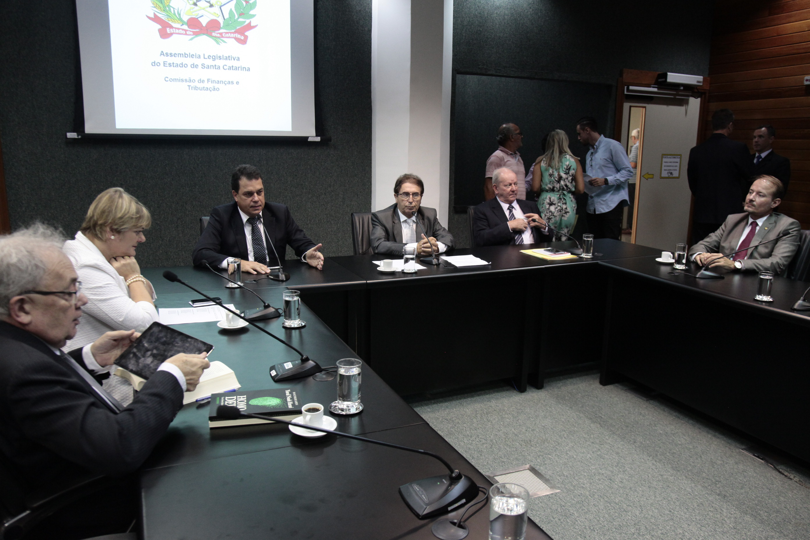 Instalação da Comissão de Finanças e Tributação.