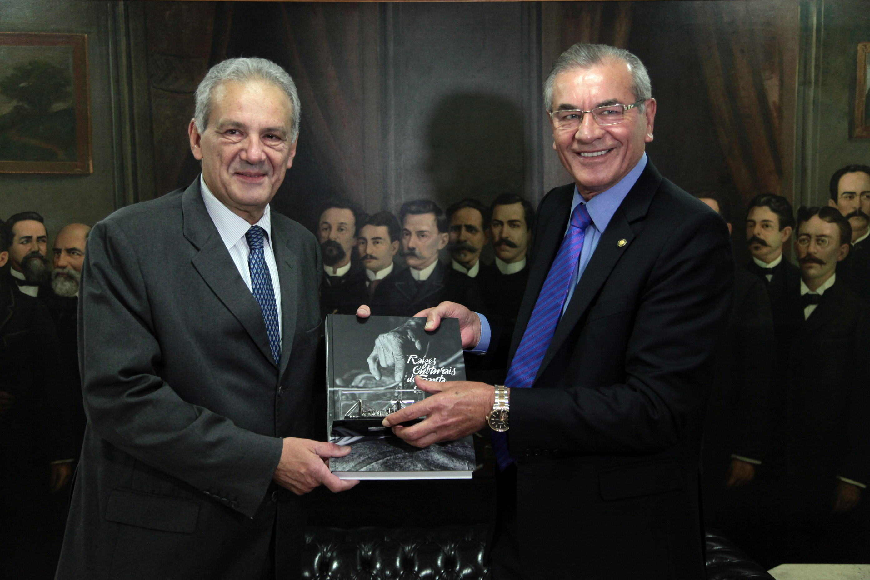 Presidente Silvio Dreveck recebe o Embaixador-chefe do escritório do Itamaraty em SC.