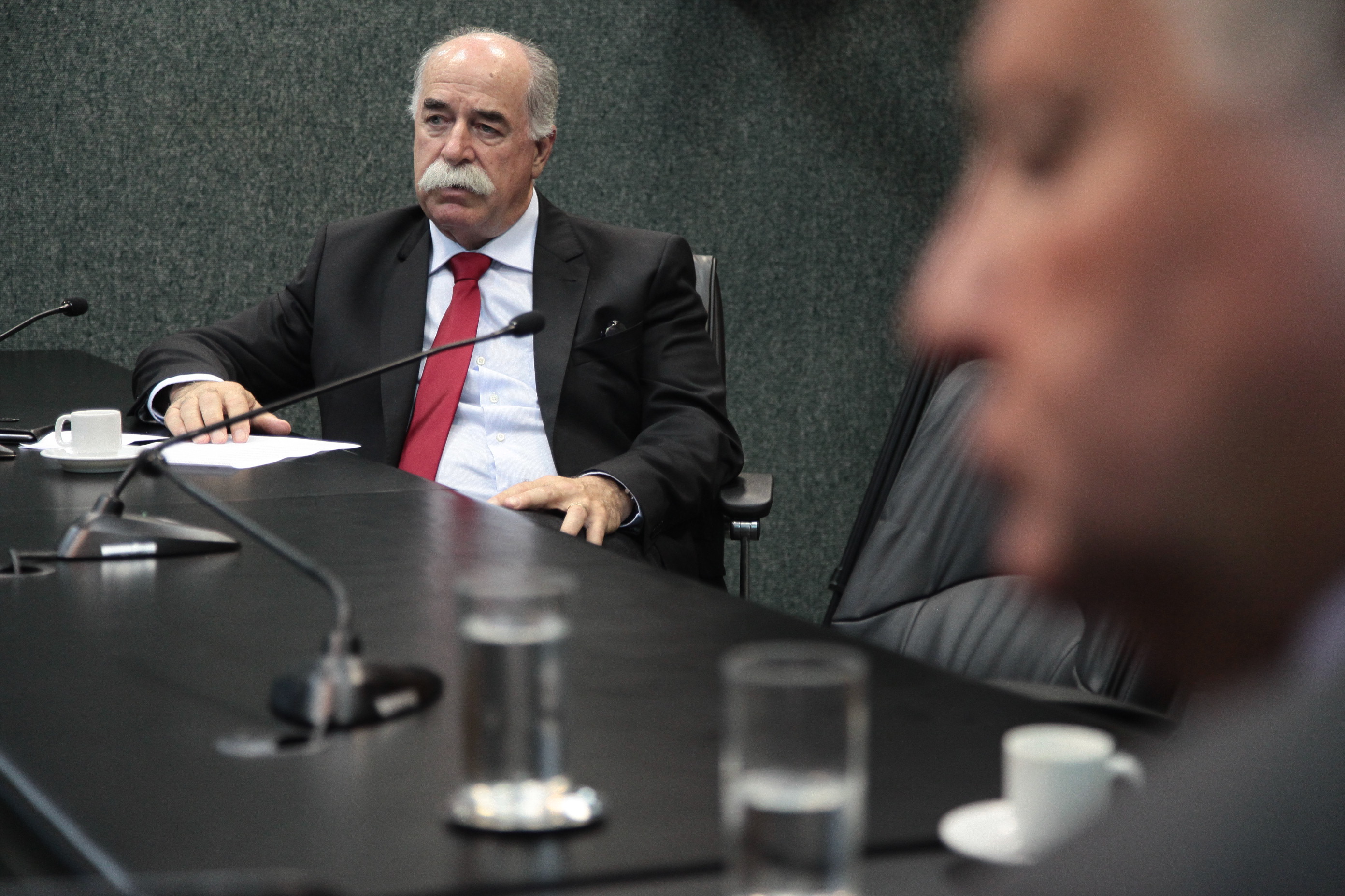 Comissão de defesa dos direitos da criança e do adolescente. Deputado Romildo Titon (PMDB).