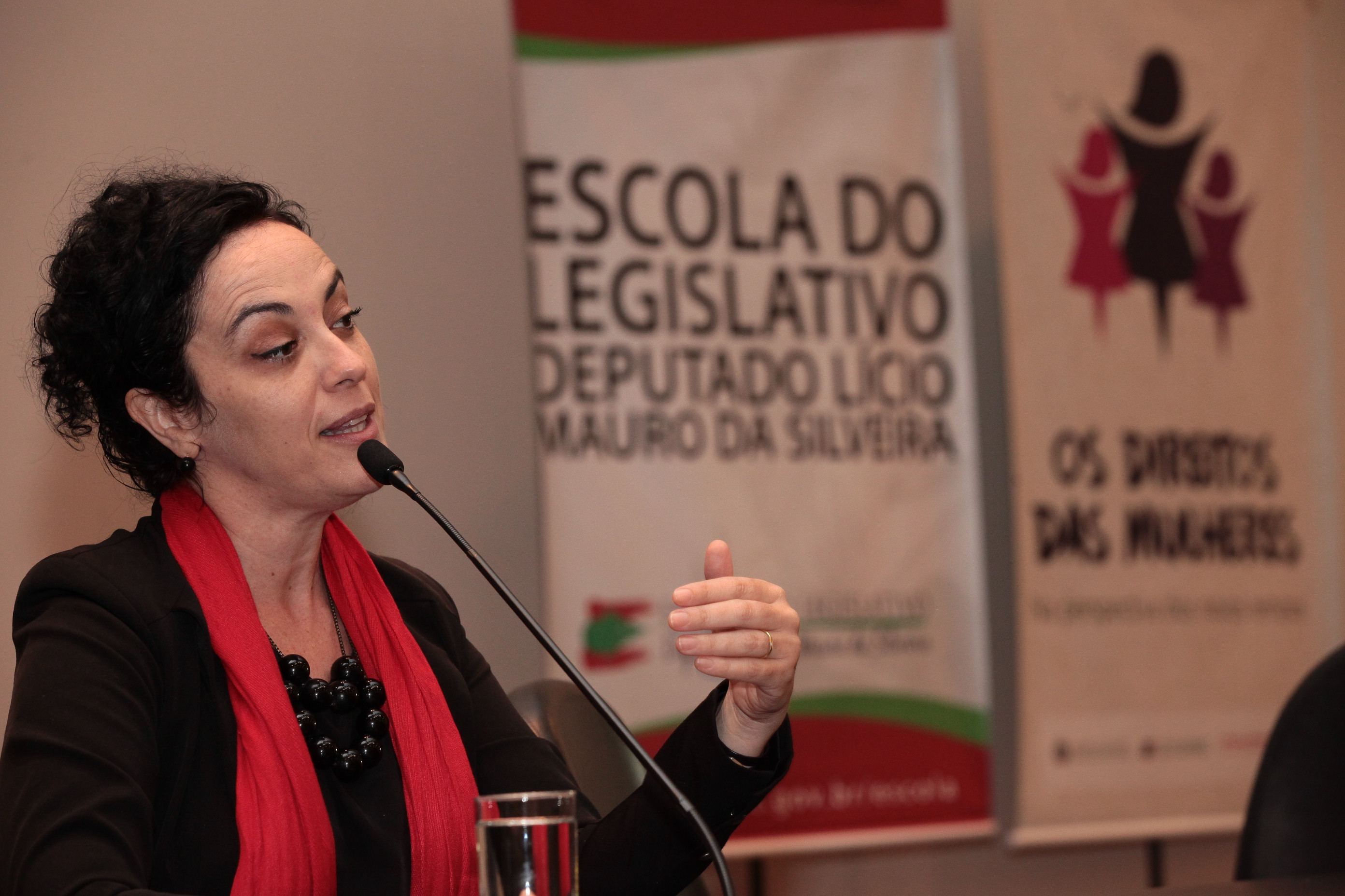 Ato Comemorativo ao Dia Internacional da Mulher.