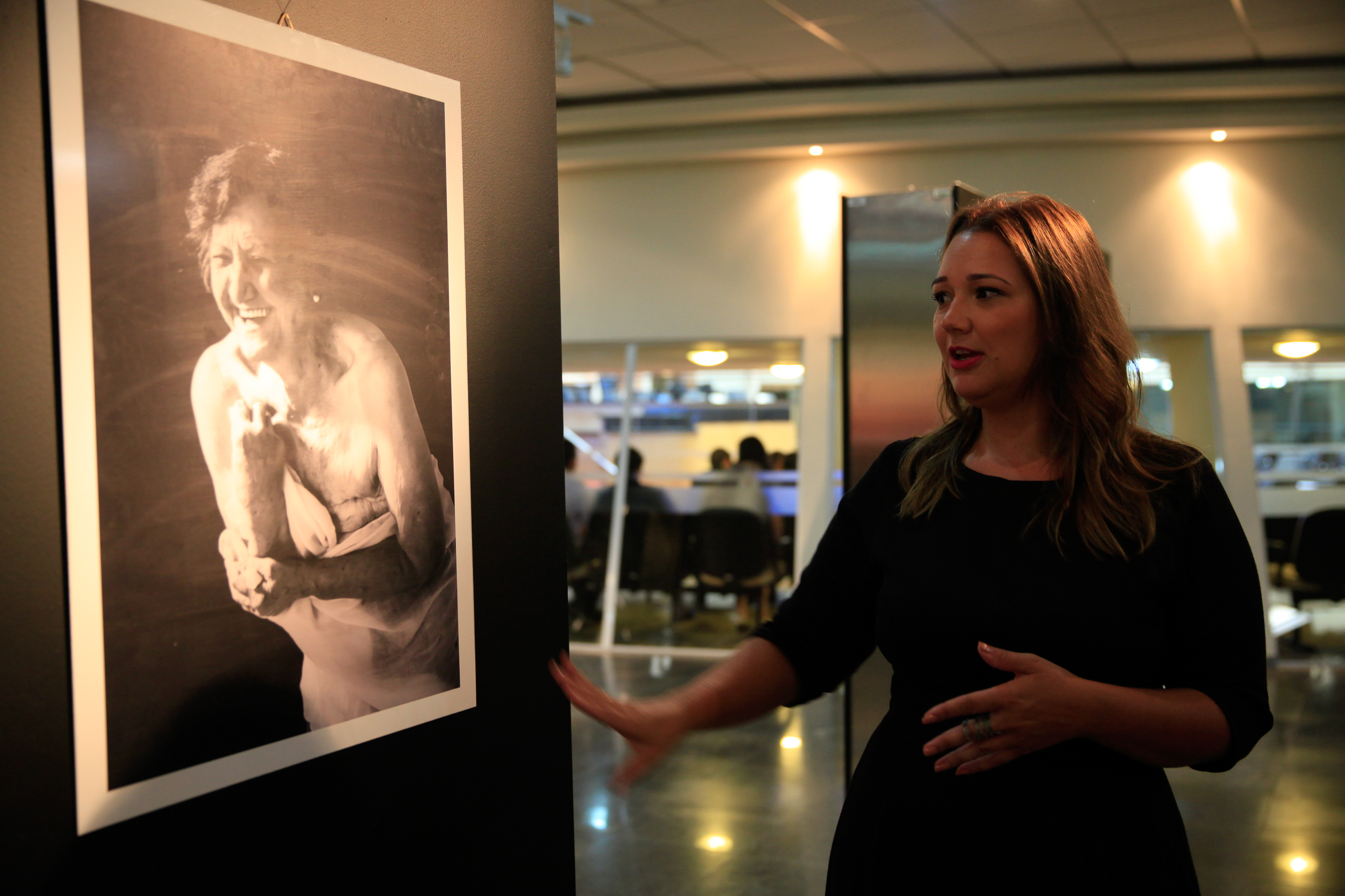Exposição Cicatrizes. Cátia Line Rissi, fotógrafa.