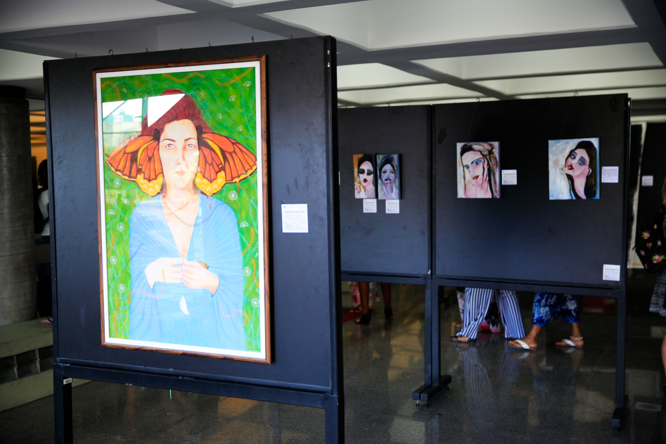 Exposição Conexões Viscerais.