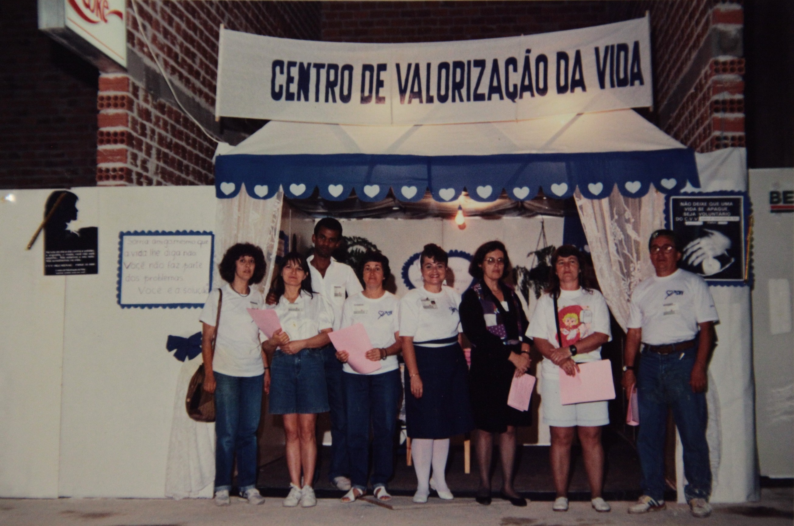 Início do CVV, em 1992 - No centro, de saia, Rose Salete de Paula