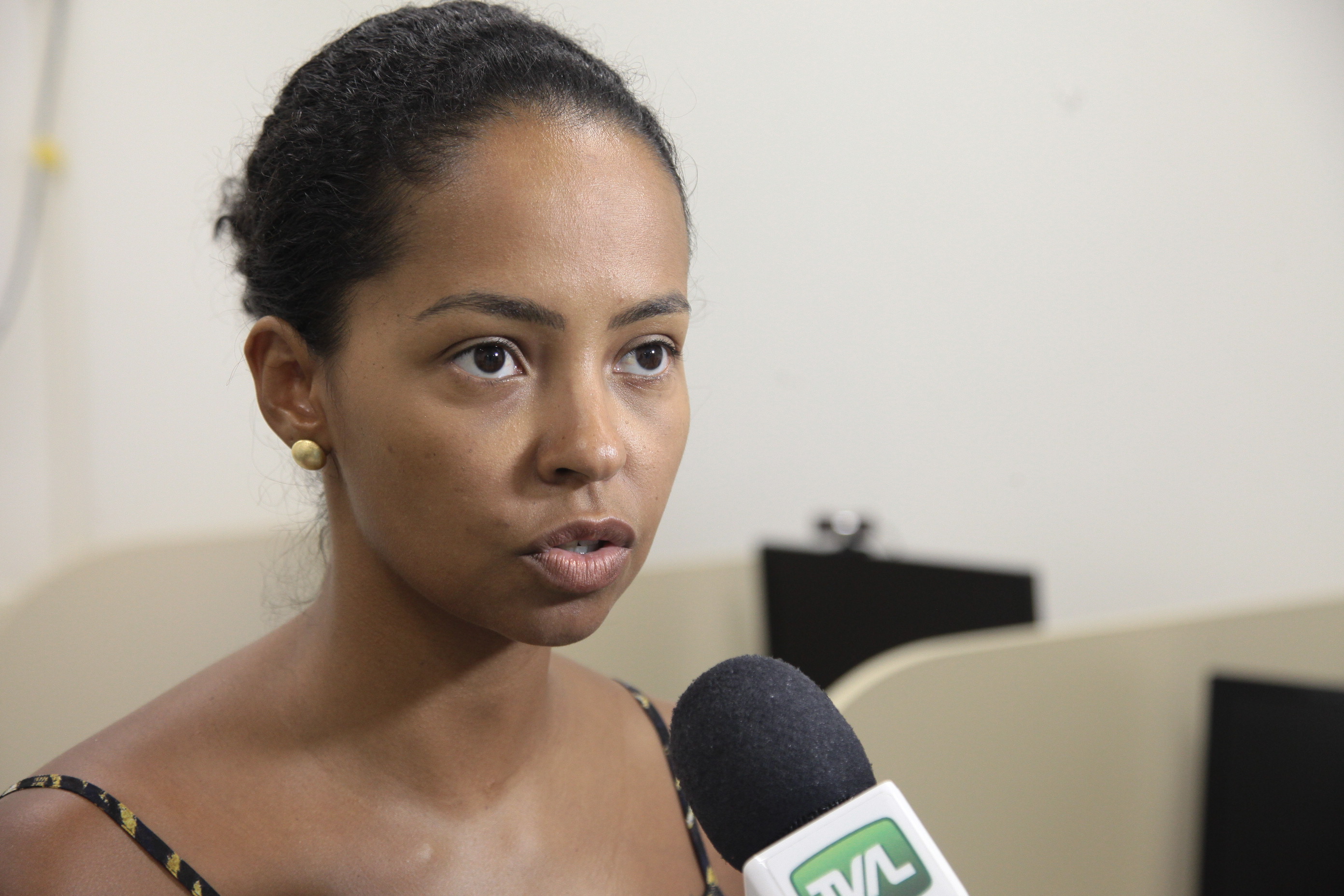 Carina Santiago. Matrículas Para Educação de Jovens e Adultos (EJA) Seguem Abertas em Florianópolis.