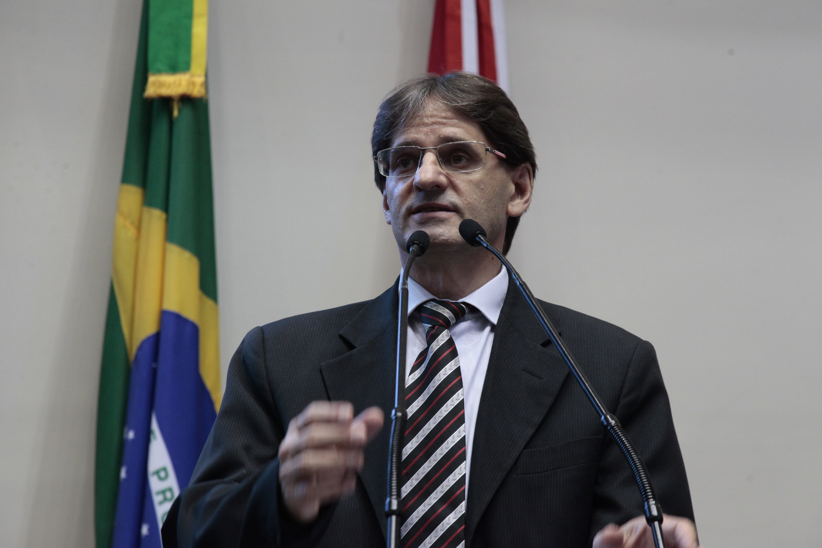 Sessão Plenária. Deputado Neodi Saretta (PT)