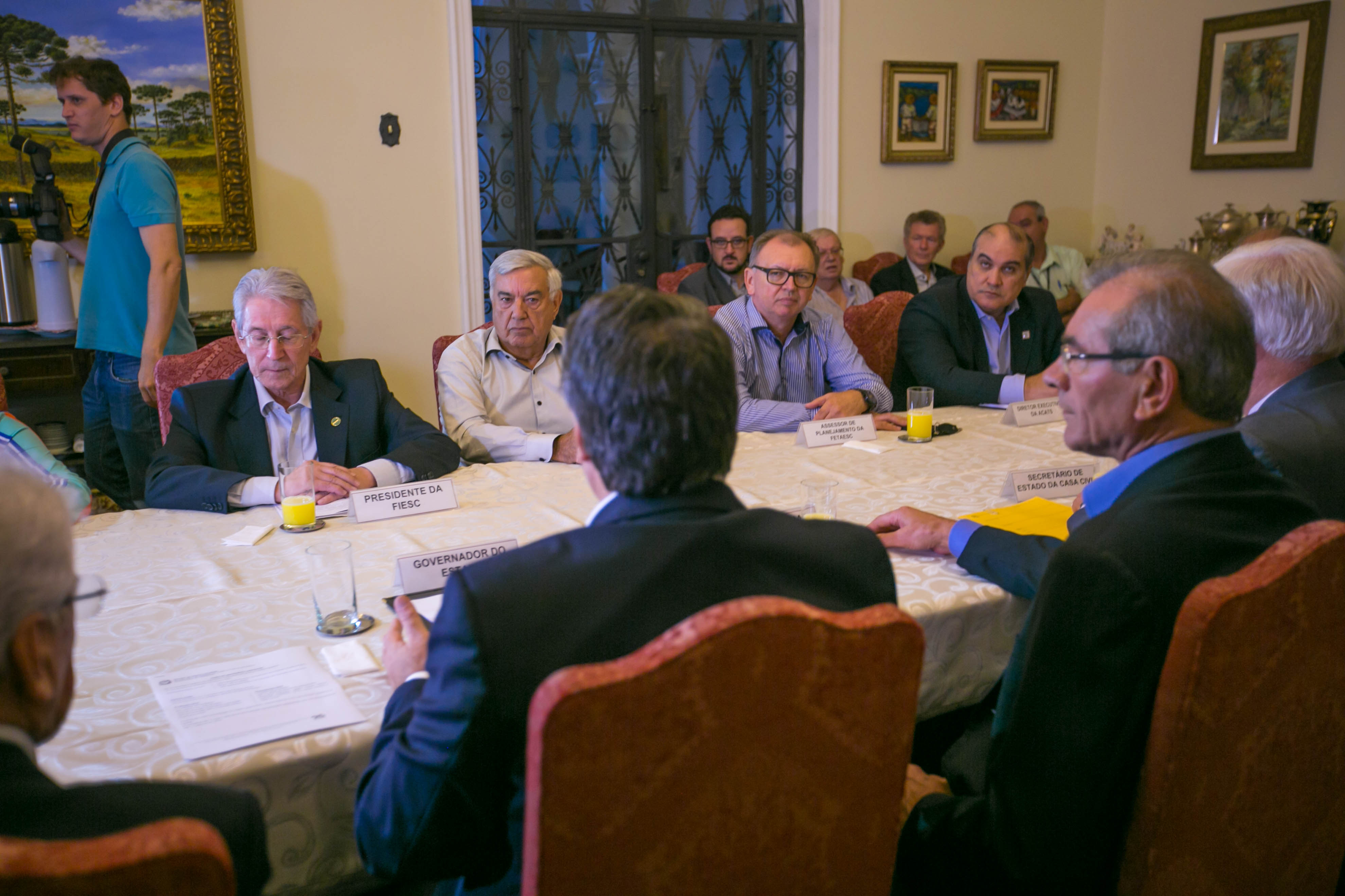 Reunião na Casa da Agronômica