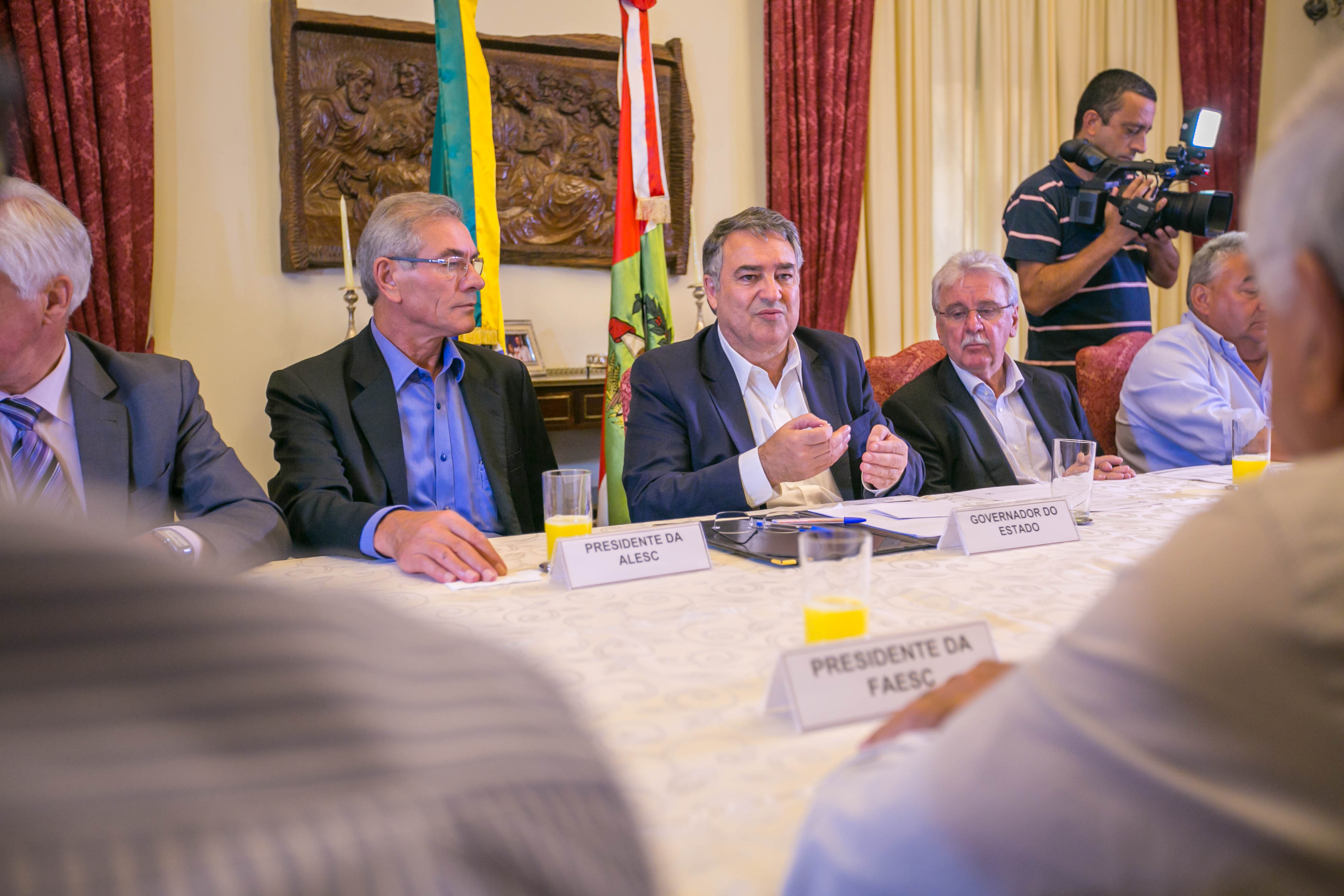 Reunião na Casa da Agronômica