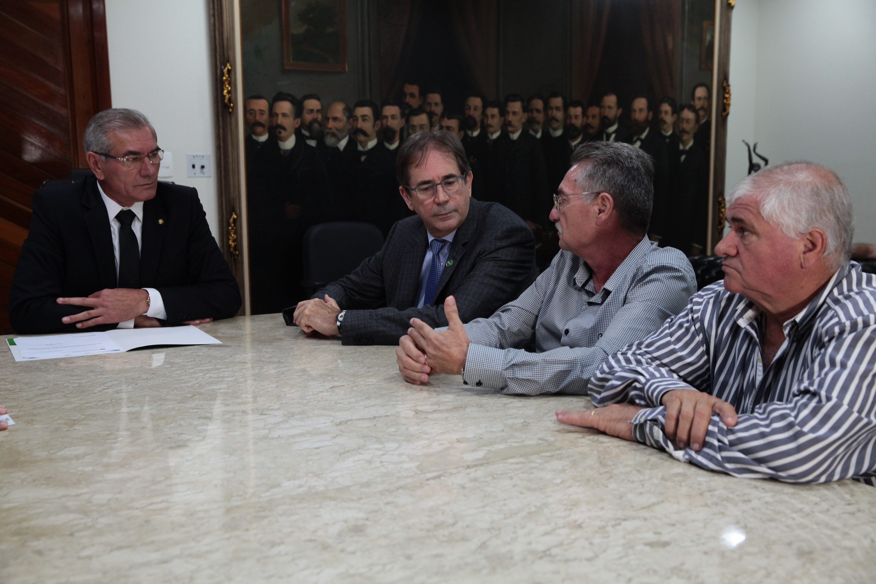 Casa Civil Protocola Projeto de Lei do Salário Mínimo Regional Junto à Presidência da Alesc